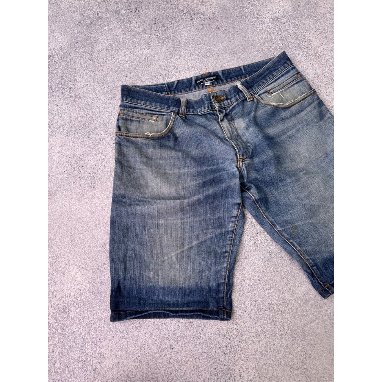 Dolce & Gabbana VTG Dolce&Gabbana Dirty Denim Shorts Size US 30 / EU 46 - 9 Thumbnail