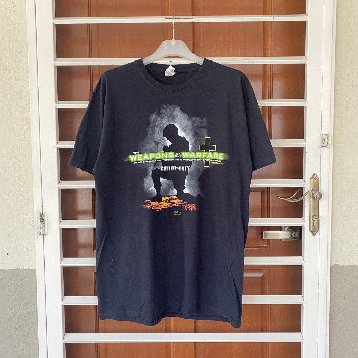 Playstation × Vintage Call of Duty the weapon of warfare Size US L / EU 52-54 / 3 - 1 Thumbnail