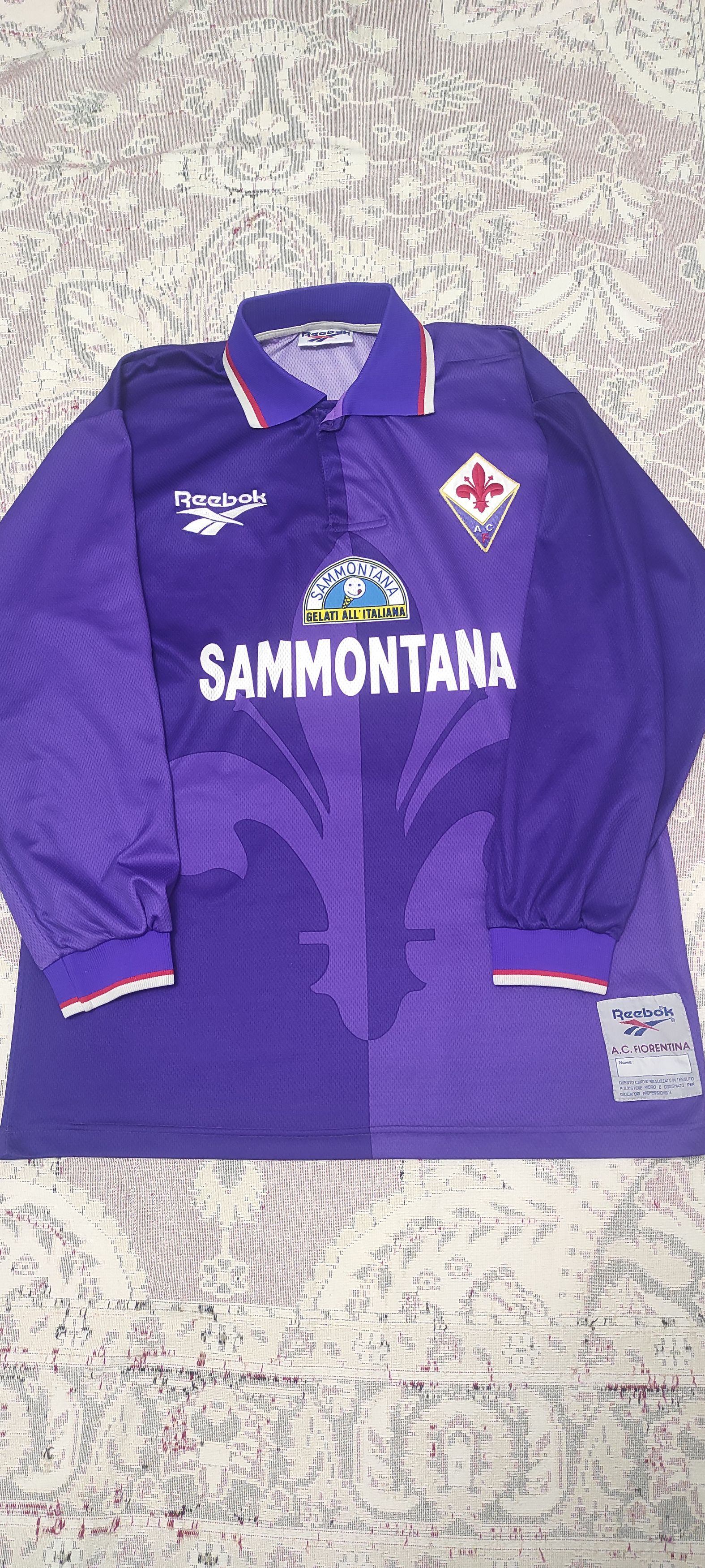 image of Fiorentina Long sleeve Reebok Home Football Shirt 1995 - 1997 in Violet, Men's (Size Medium)