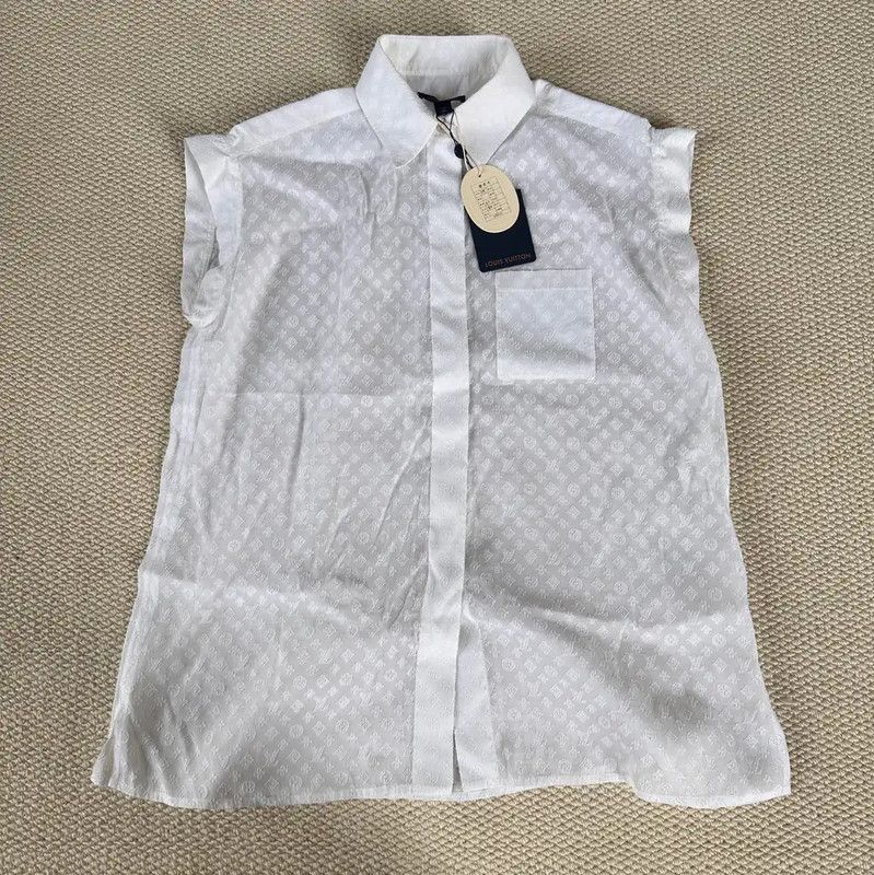 Louis Vuitton Louis Vuitton Cream Cotton Women's Shirt 0089 Size M / US 6-8 / IT 42-44 - 1 Thumbnail