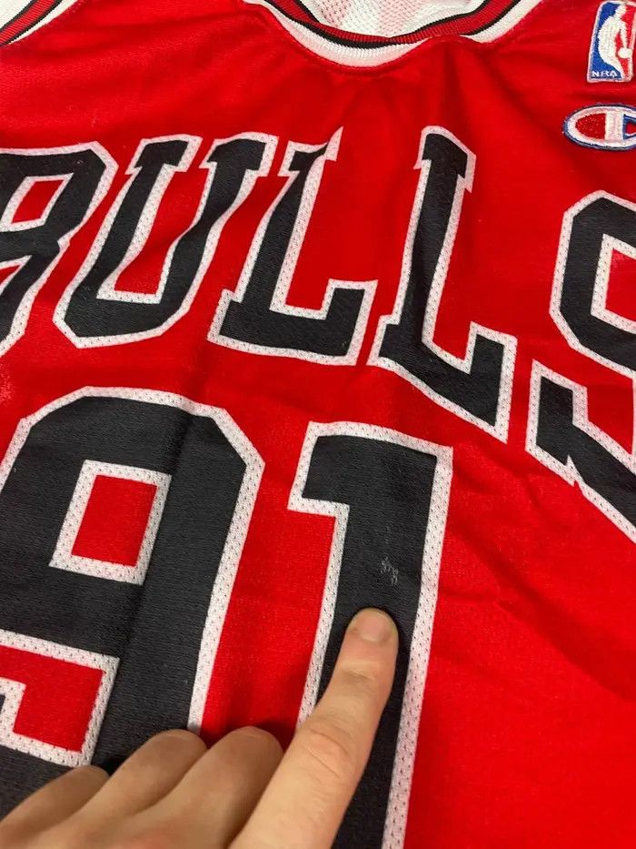 Champion Vintage Champion Chicago Bulls Dennis Rodman #91 NBA Jersey Size US L / EU 52-54 / 3 - 6 Thumbnail