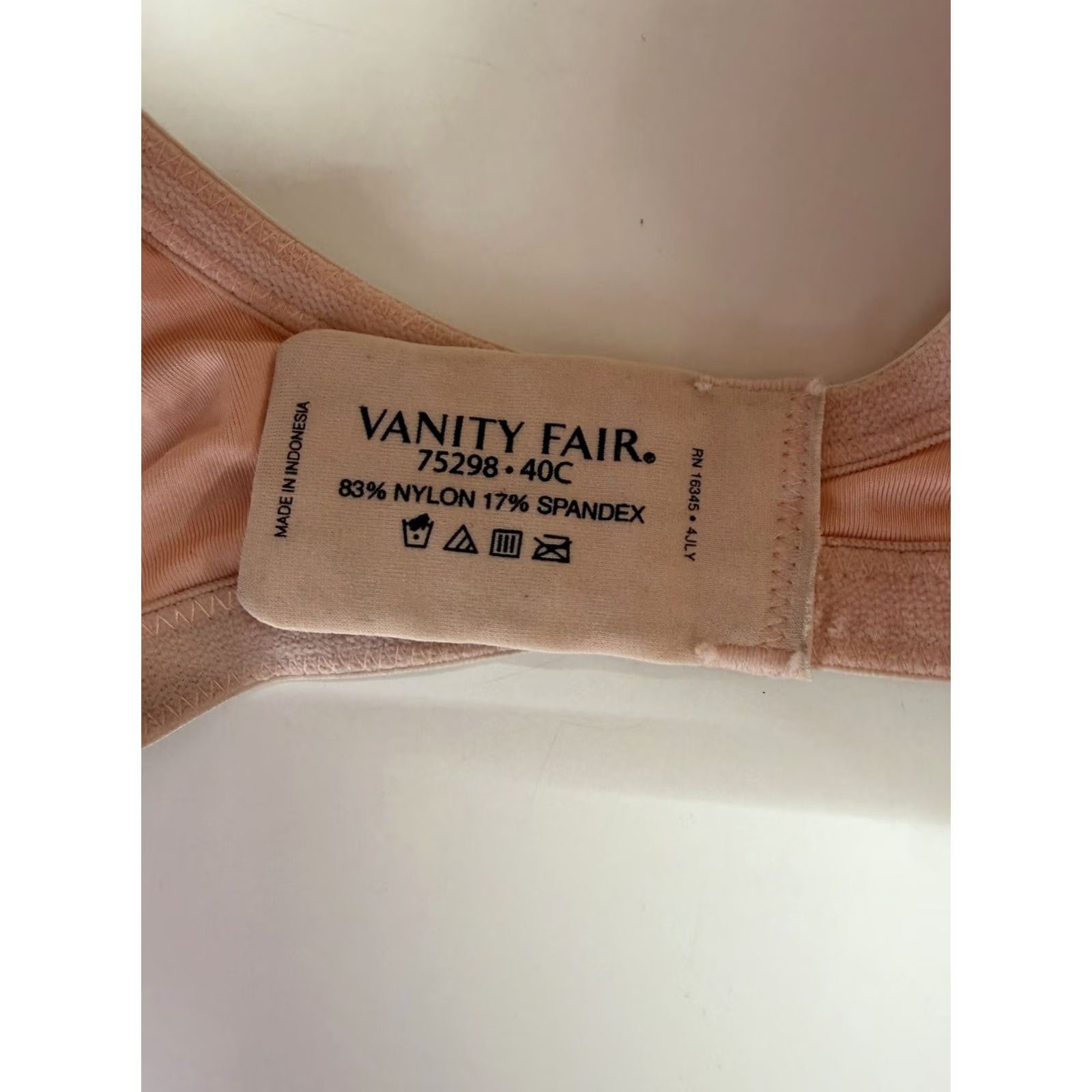 Vintage Vanity Fair Bra 40C Pink Padded Underwire Womens Shirt? Size ONE SIZE - 3 Thumbnail