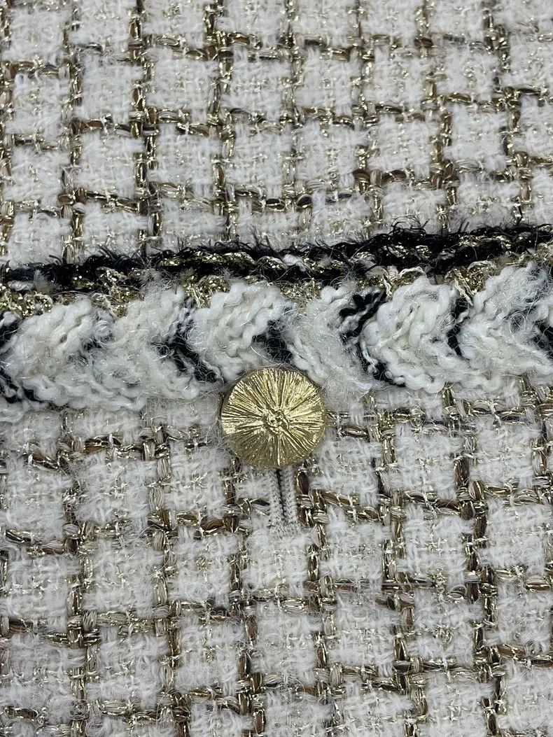 Chanel Chanel 25K new tweed plaid gold vest Size XS / US 0-2 / IT 36-38 - 3 Thumbnail