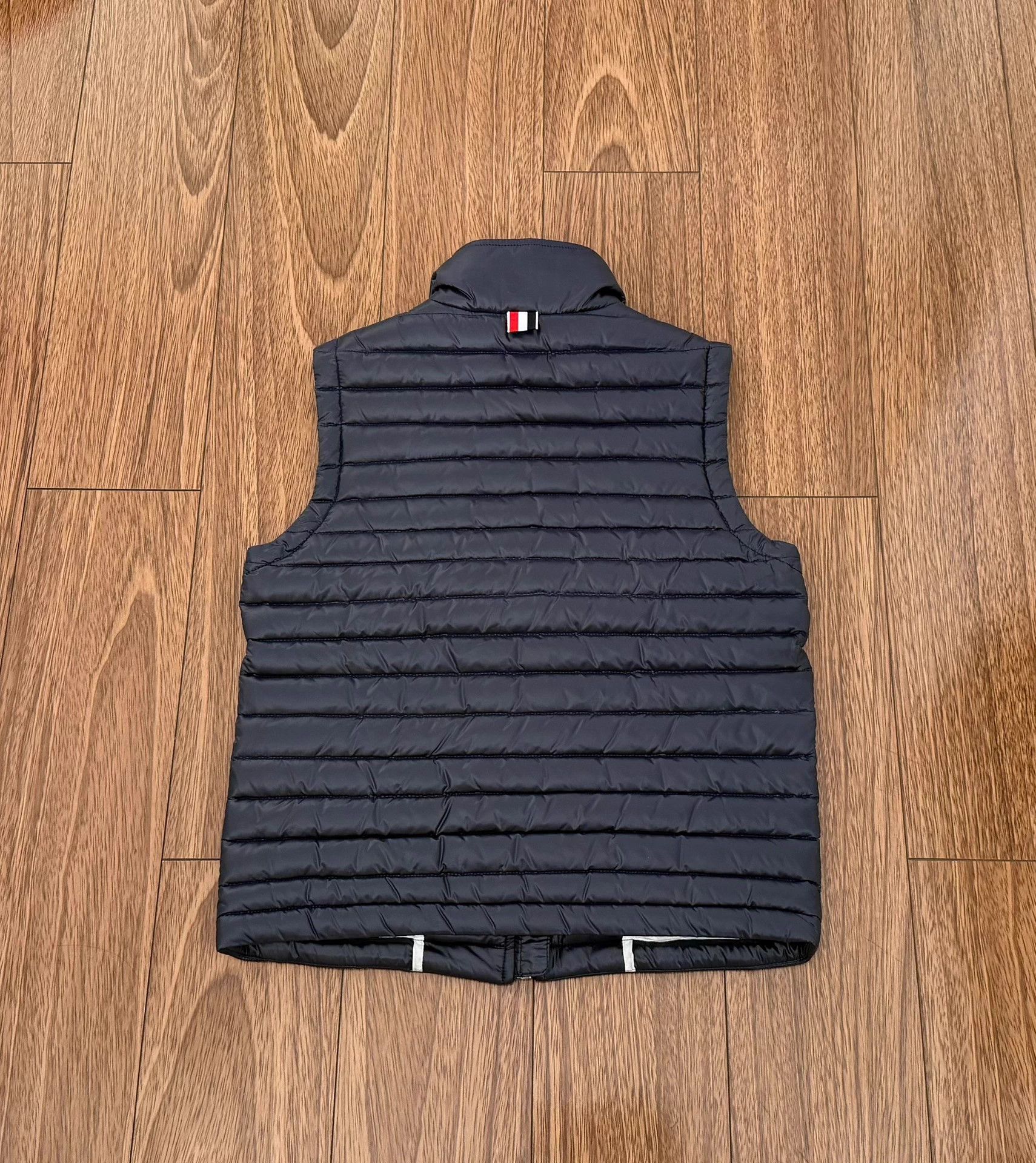 Thom Browne TB Women's 4-Bar Stripe Down Vest w/ Colored Lining 36 Size XS / US 0-2 / IT 36-38 - 2 Thumbnail