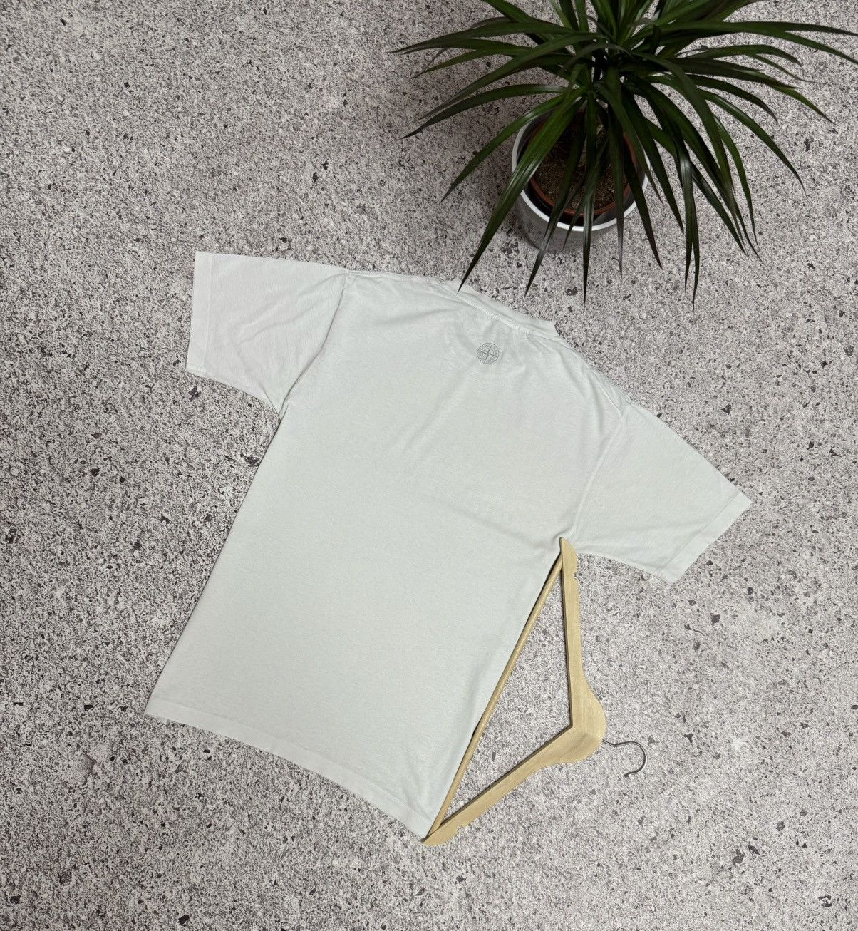 Designer Rare Luxury Stone Island Style Big Logo Casual T-Shirt Size US S / EU 44-46 / 1 - 2 Thumbnail
