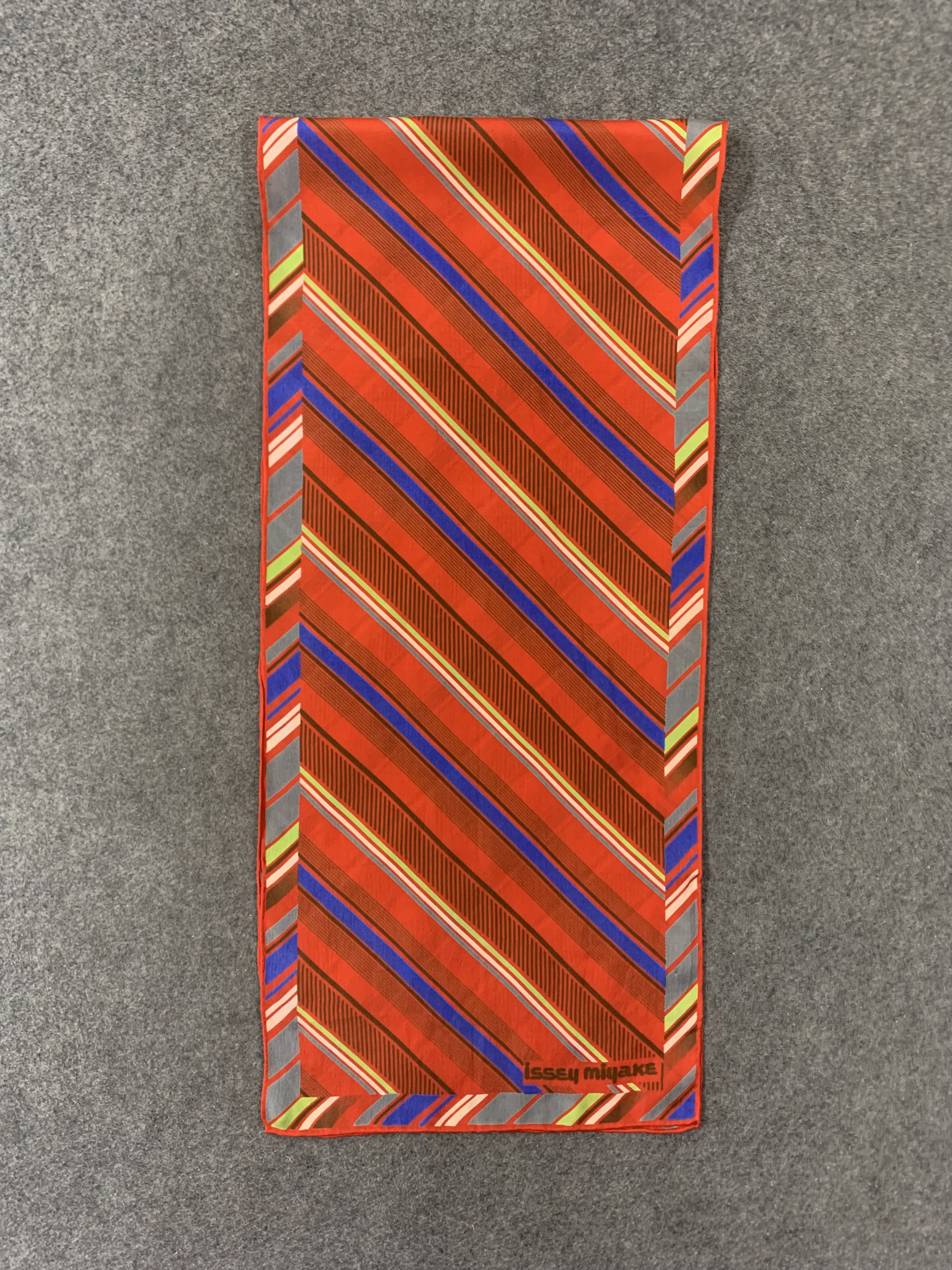 Issey Miyake Issey Miyake Scarf Silk Muffler Neck Wrap BL9336 Size ONE SIZE - 2 Thumbnail