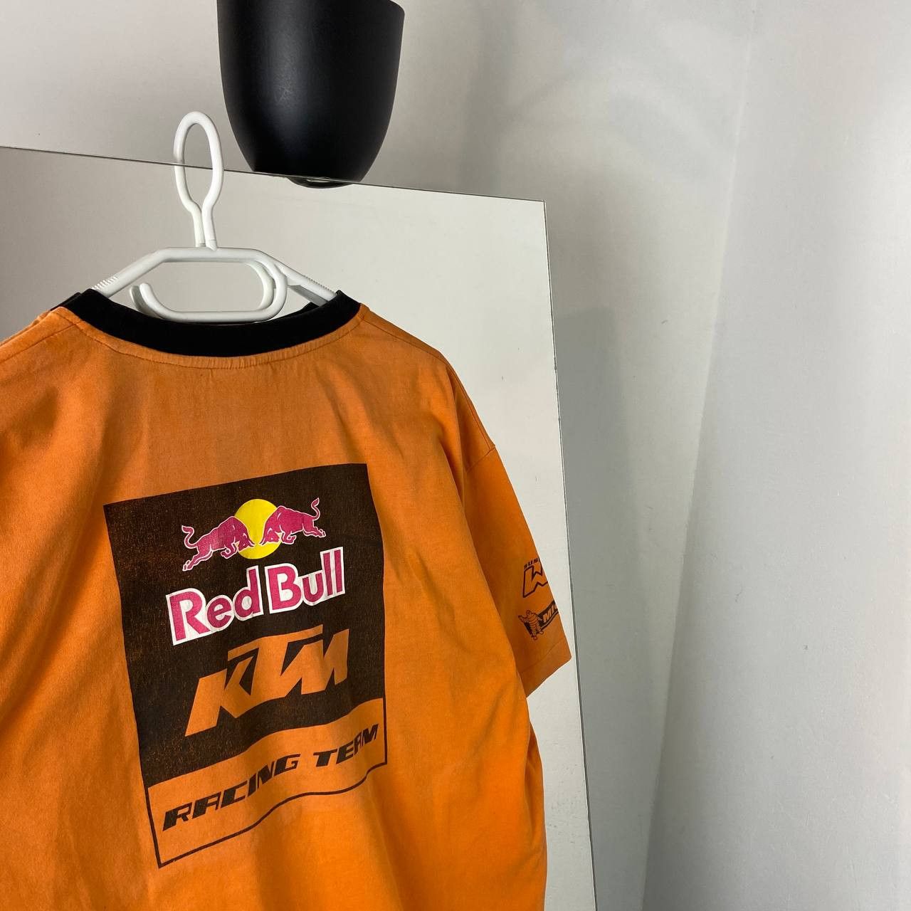 Red Bull T-Shirt Red Bull Big Print Vintage Racing Tee y2K Size US L / EU 52-54 / 3 - 9 Thumbnail