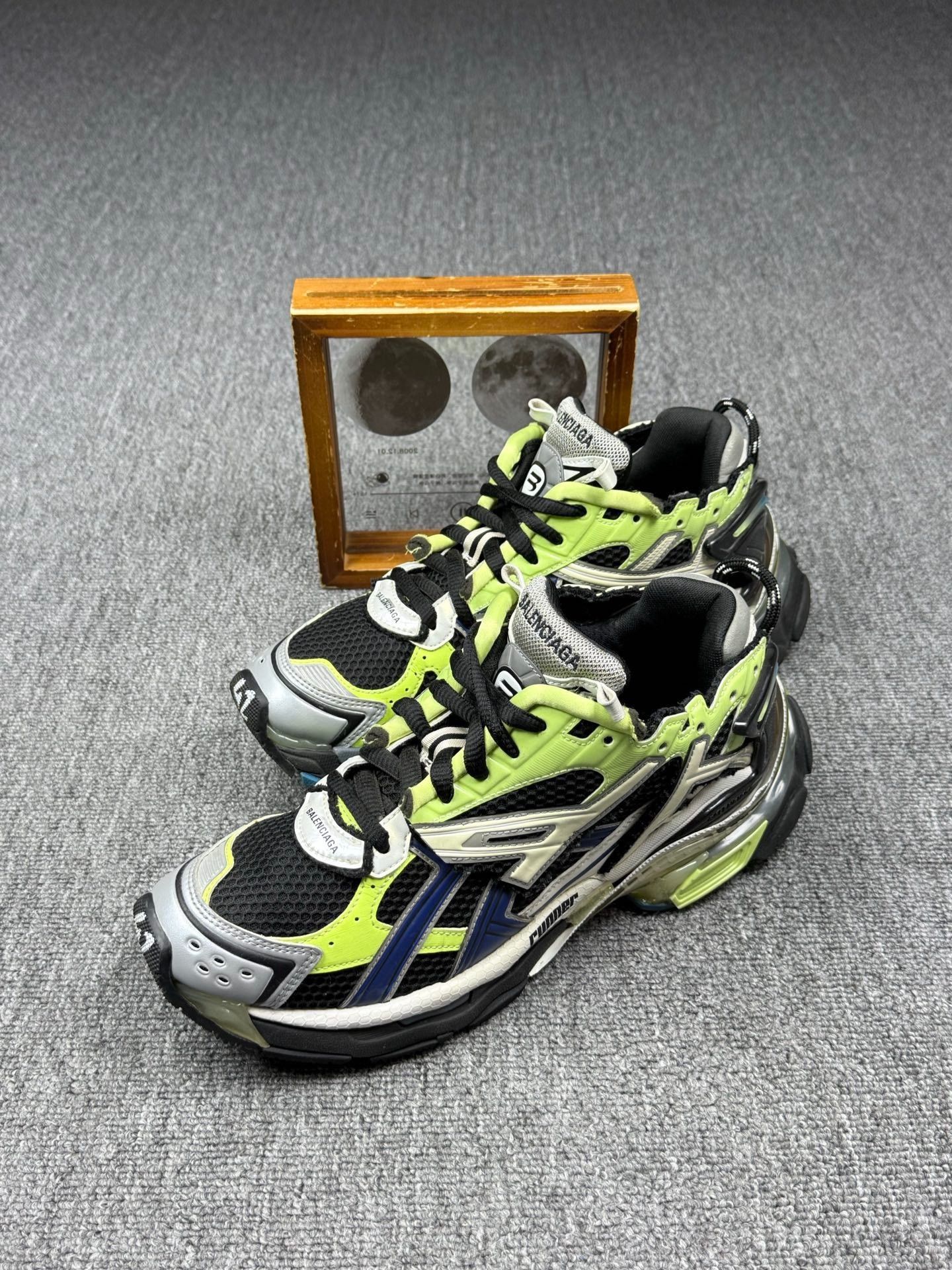 Balenciaga Running Multi Lowtop Sneakers 9 Men