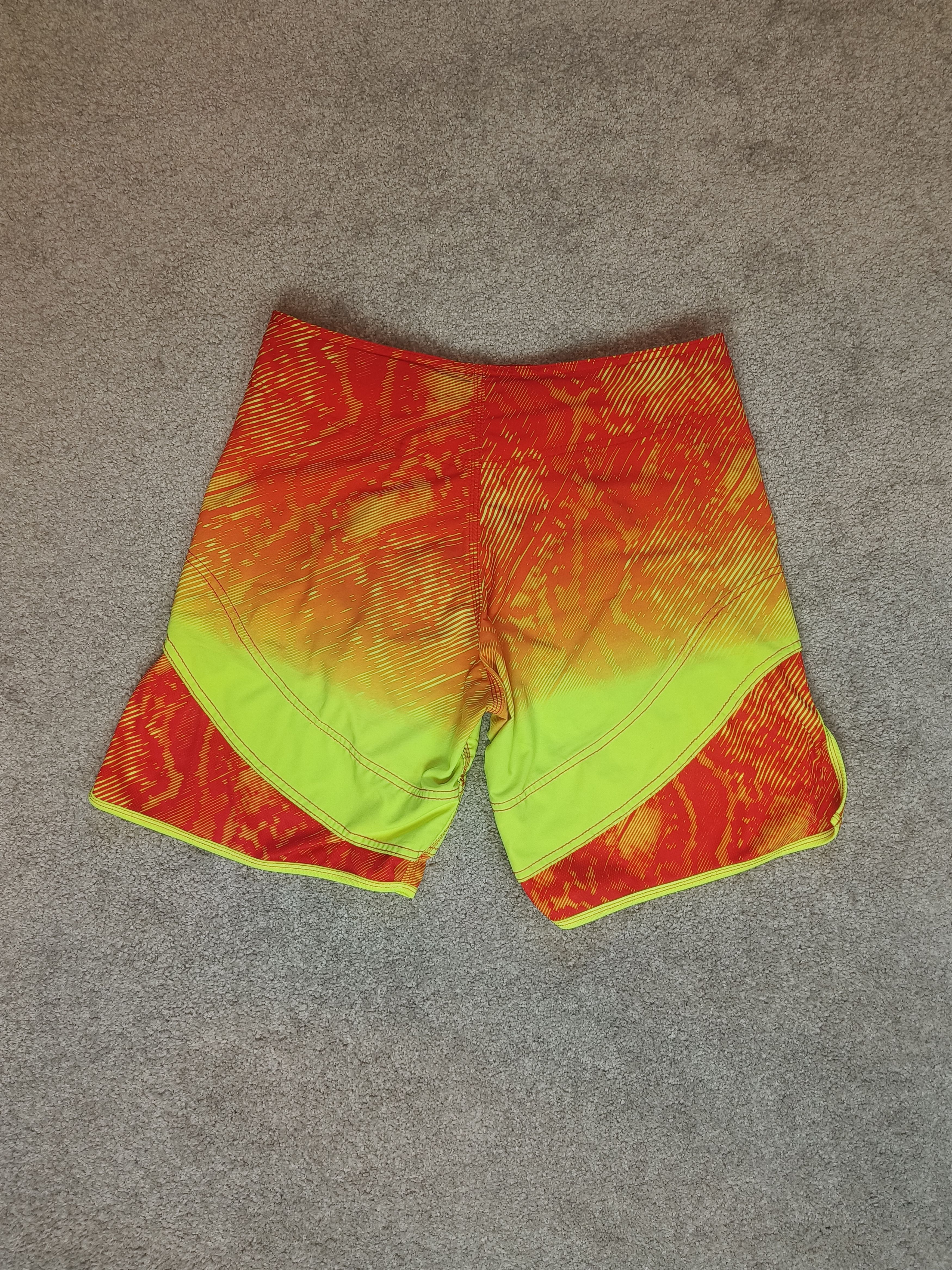 Other Venum Fusion Bermuda Men's Fight Training Shorts Size US 31 - 4 Thumbnail