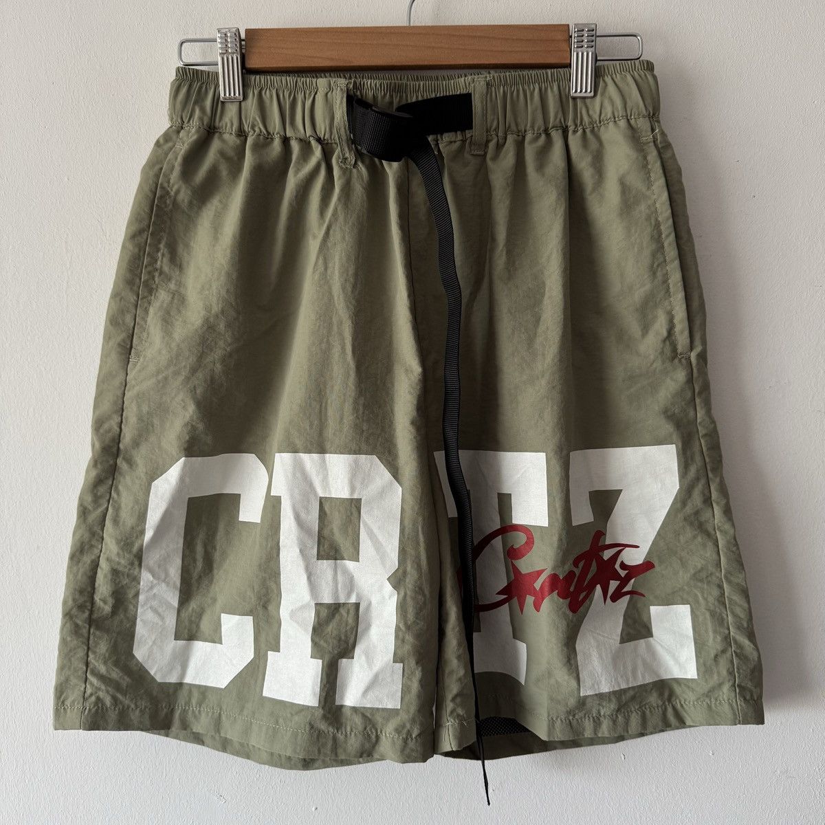 Corteiz Corteiz Nylon Khaki Shorts Size US 32 / EU 48 - 1 Thumbnail