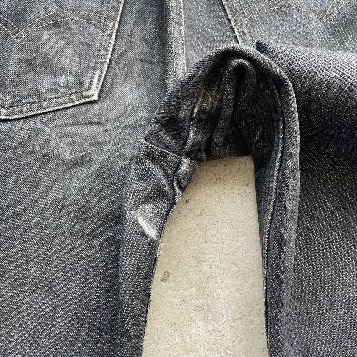 Levi's Vintage Clothing W29💥 Vintage Levi’s Black Jeans Faded Distressed Jeans Pants Size US 29 - 11 Thumbnail
