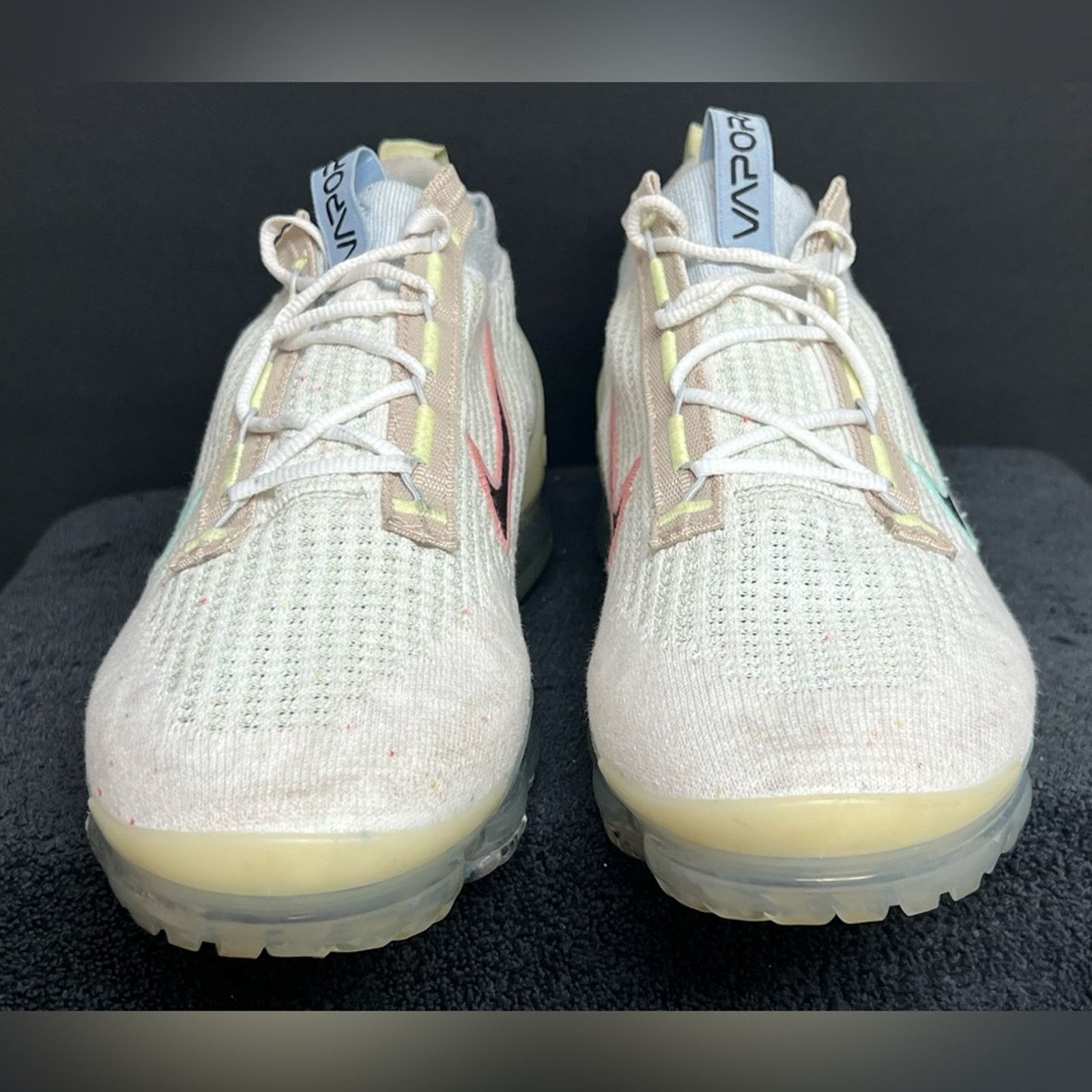 Nike Nike Air VaporMax Flyknit 2021 Mismatched Swoosh Sneakers Size US 6.5 / EU 39-40 - 5 Thumbnail