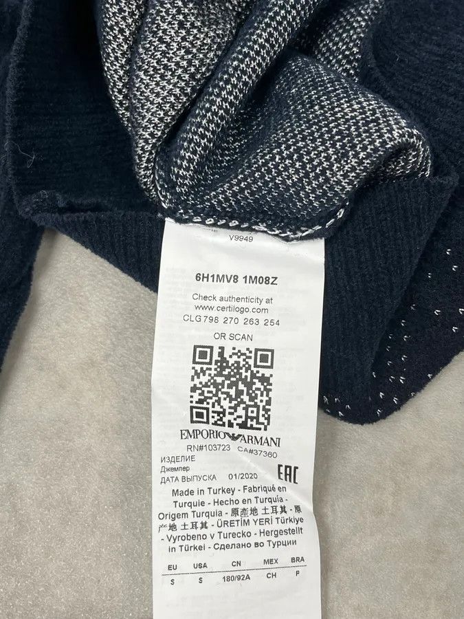 Emporio Armani SS2020 Emporio Armani Mountain Landscape High Neck Navy Sweater Size US S / EU 44-46 / 1 - 9 Thumbnail