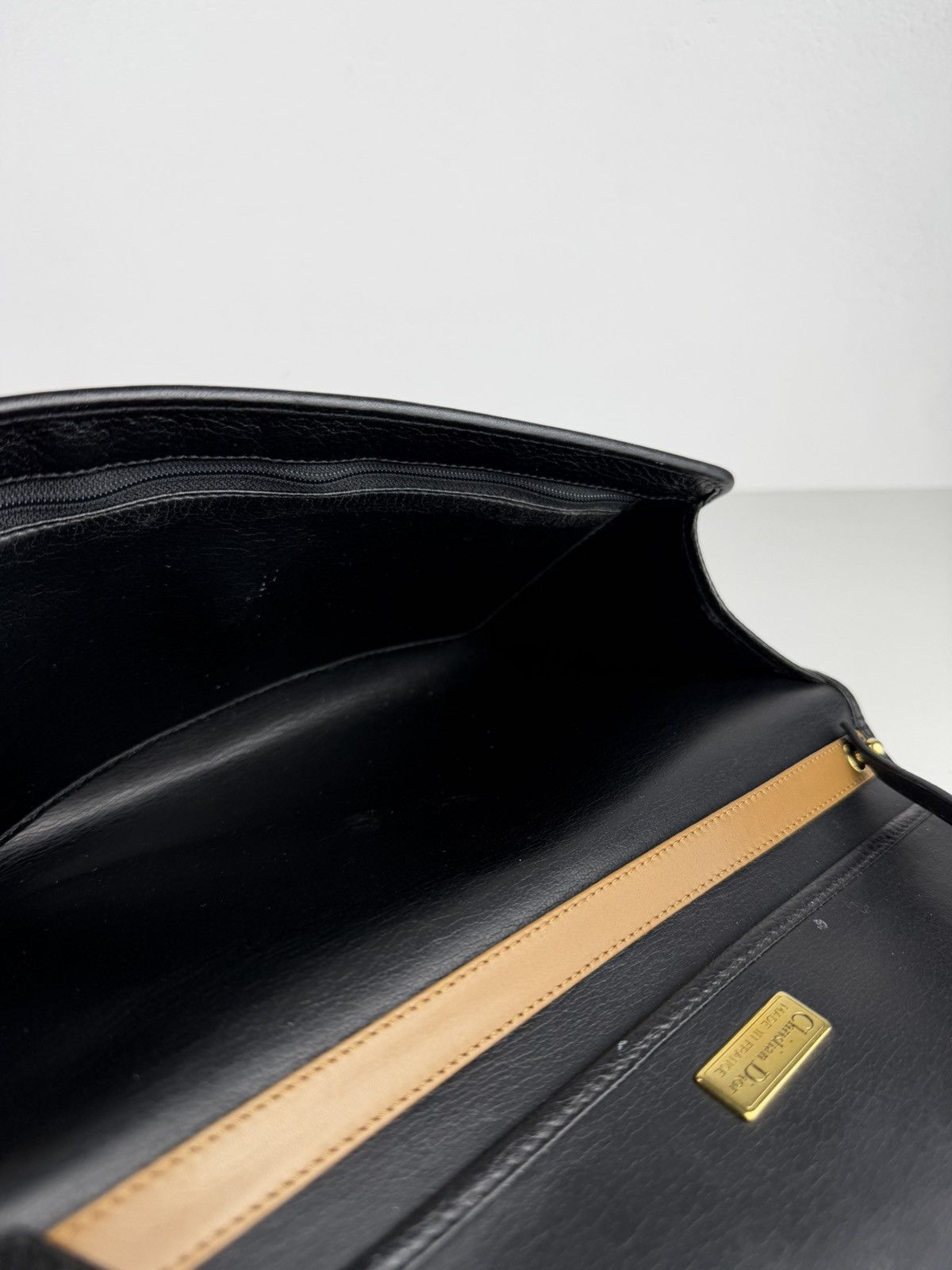 Dior Vintage 80s Dior leather shoulder/ crossbody bag Size ONE SIZE - 18 Thumbnail