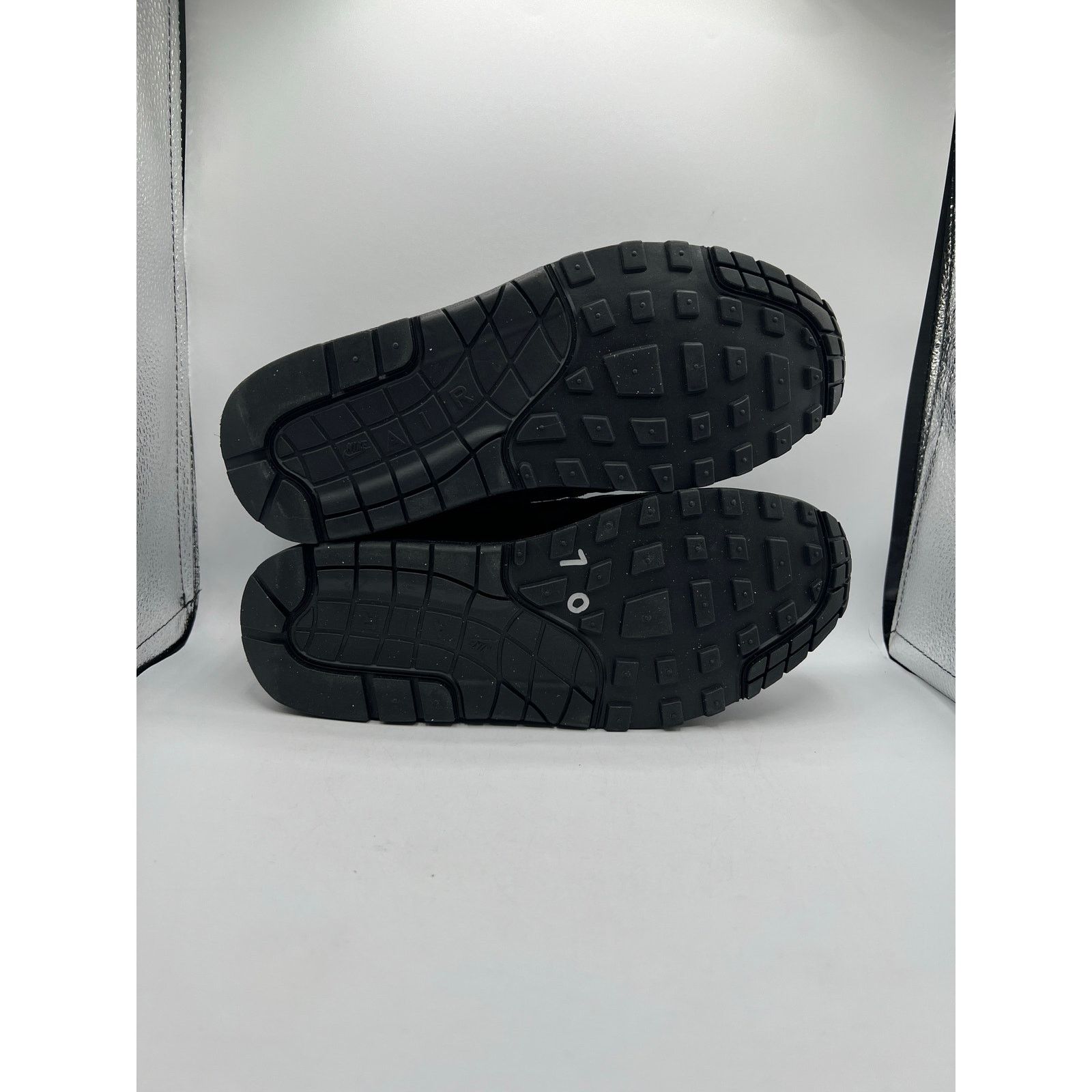 Nike Nike Air Max 1 Essential “Black Anthracite” size 7.5 mens Size US 7.5 / EU 40-41 - 5 Thumbnail
