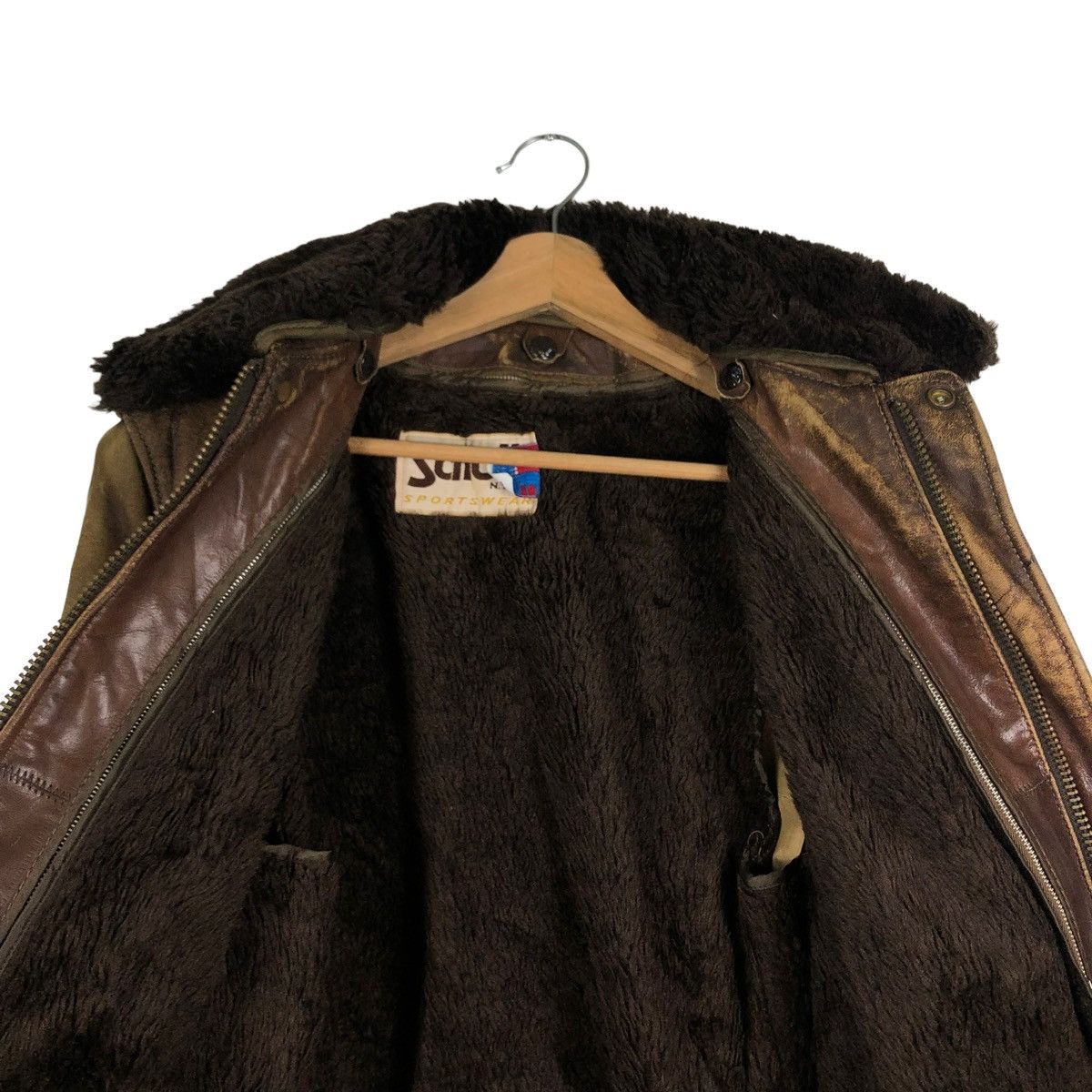 Schott 🔥VINTAGE A2 FLYERS LEATHER JACKET SCHOTT USA SPORTSWEAR Size US M / EU 48-50 / 2 - 10 Thumbnail
