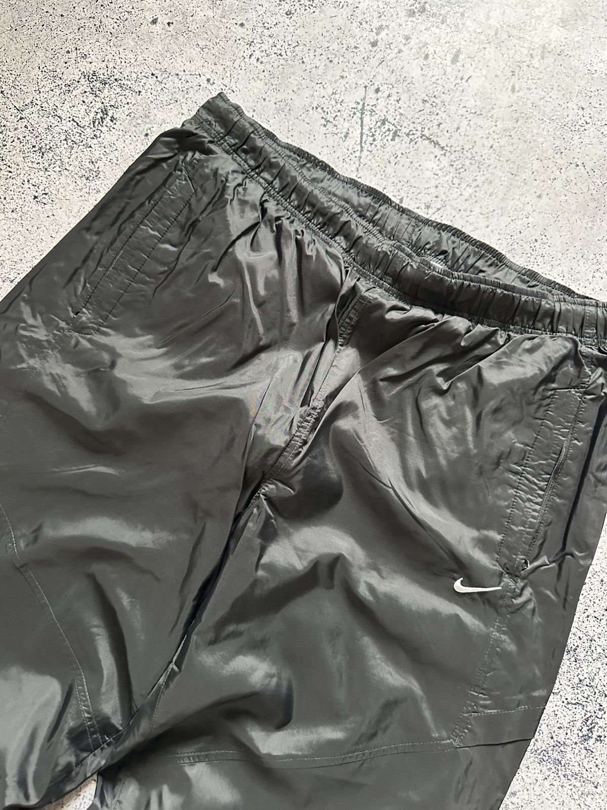 Nike Vintage Nike Nylon Track Pants Drill Black Y2K USA Size US 36 / EU 52 - 2 Thumbnail