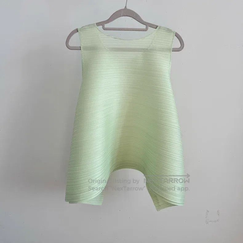 Issey Miyake Issey Miyake Green Vest Size L / US 10 / IT 46 - 2 Thumbnail