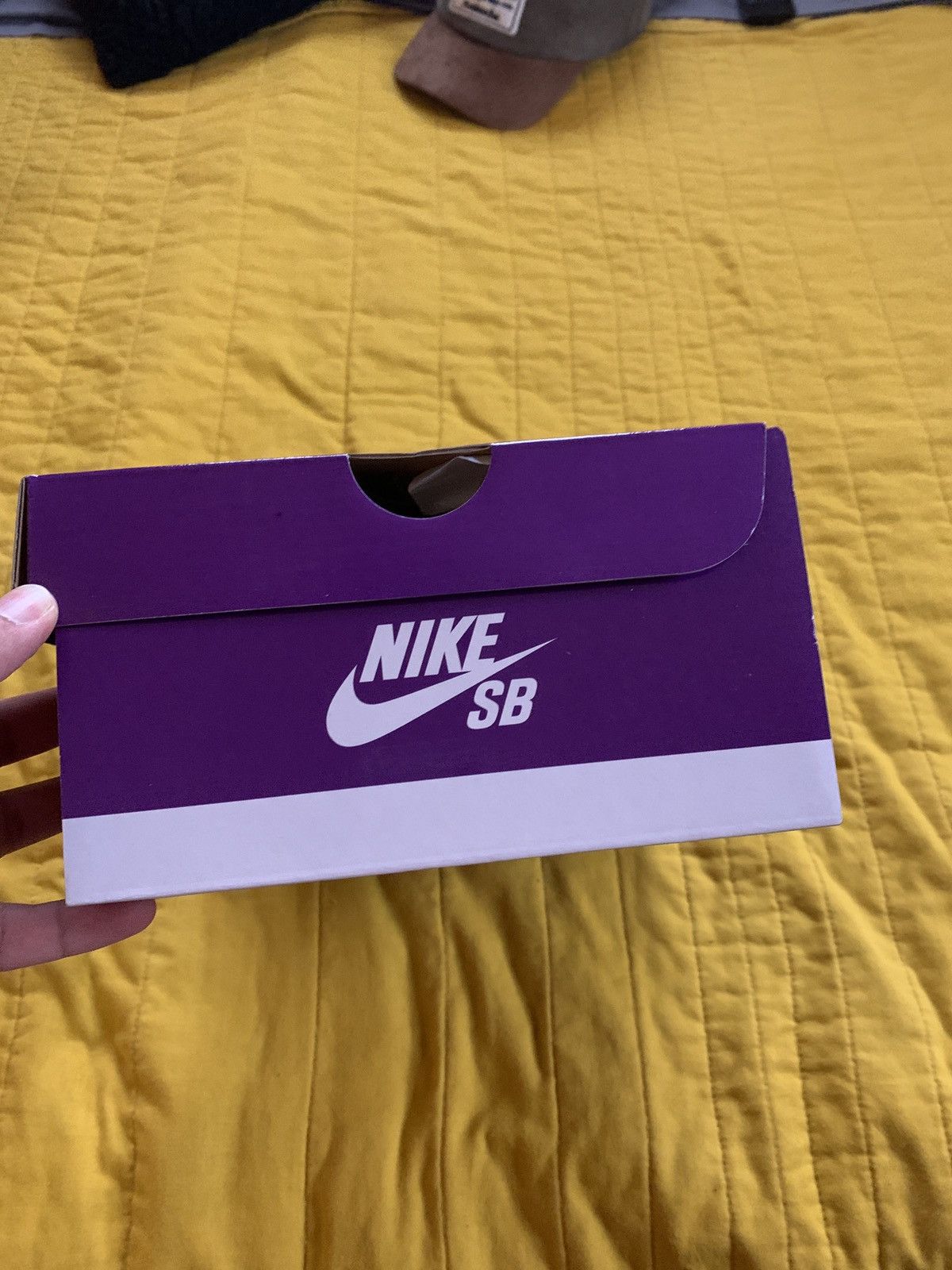 Nike × Supreme Supreme Nike SB Dunk Low OG QS Size US 8.5 / EU 41-42 - 13 Thumbnail
