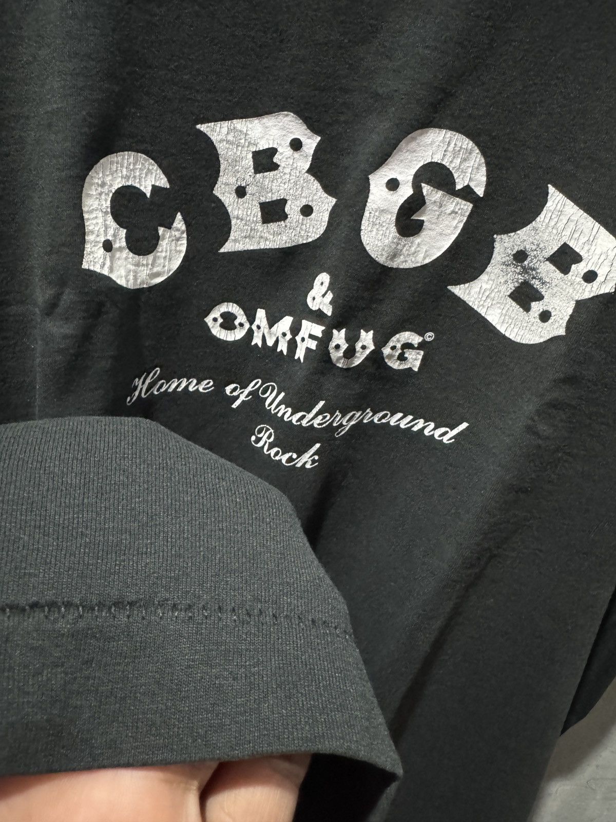 Band Tees Vintage CBGB Tshirt Size US L / EU 52-54 / 3 - 4 Thumbnail