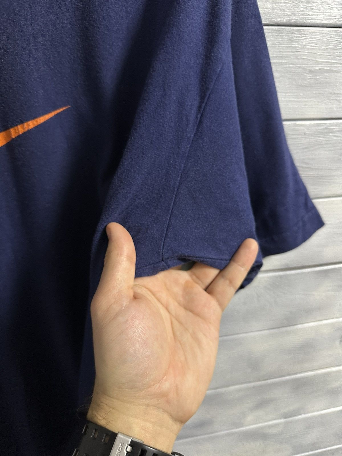 Nike Rare Vintage T-Shirt Nike Big Swoosh Centr Logo. Size US L / EU 52-54 / 3 - 5 Thumbnail