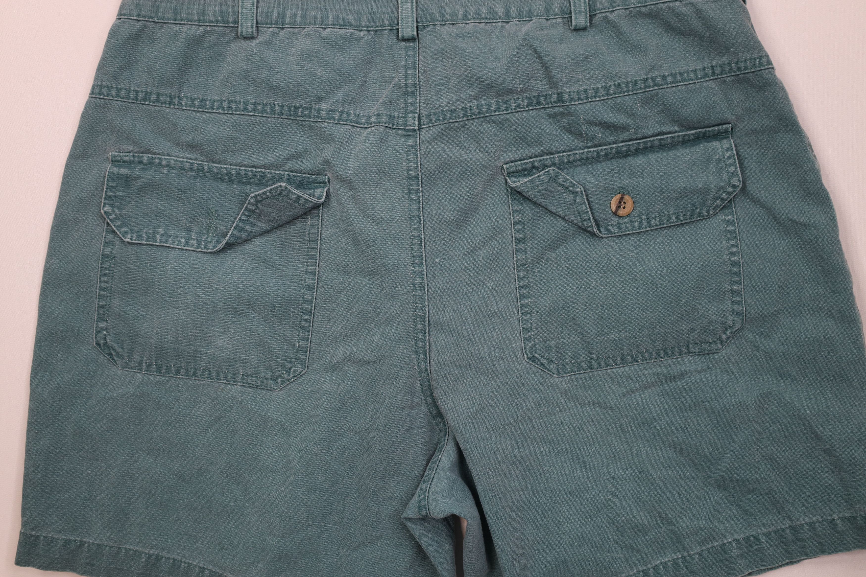 Vintage Vintage 90s Streetwear Above Knee Cargo Shorts Green Size US 34 / EU 50 - 10 Thumbnail