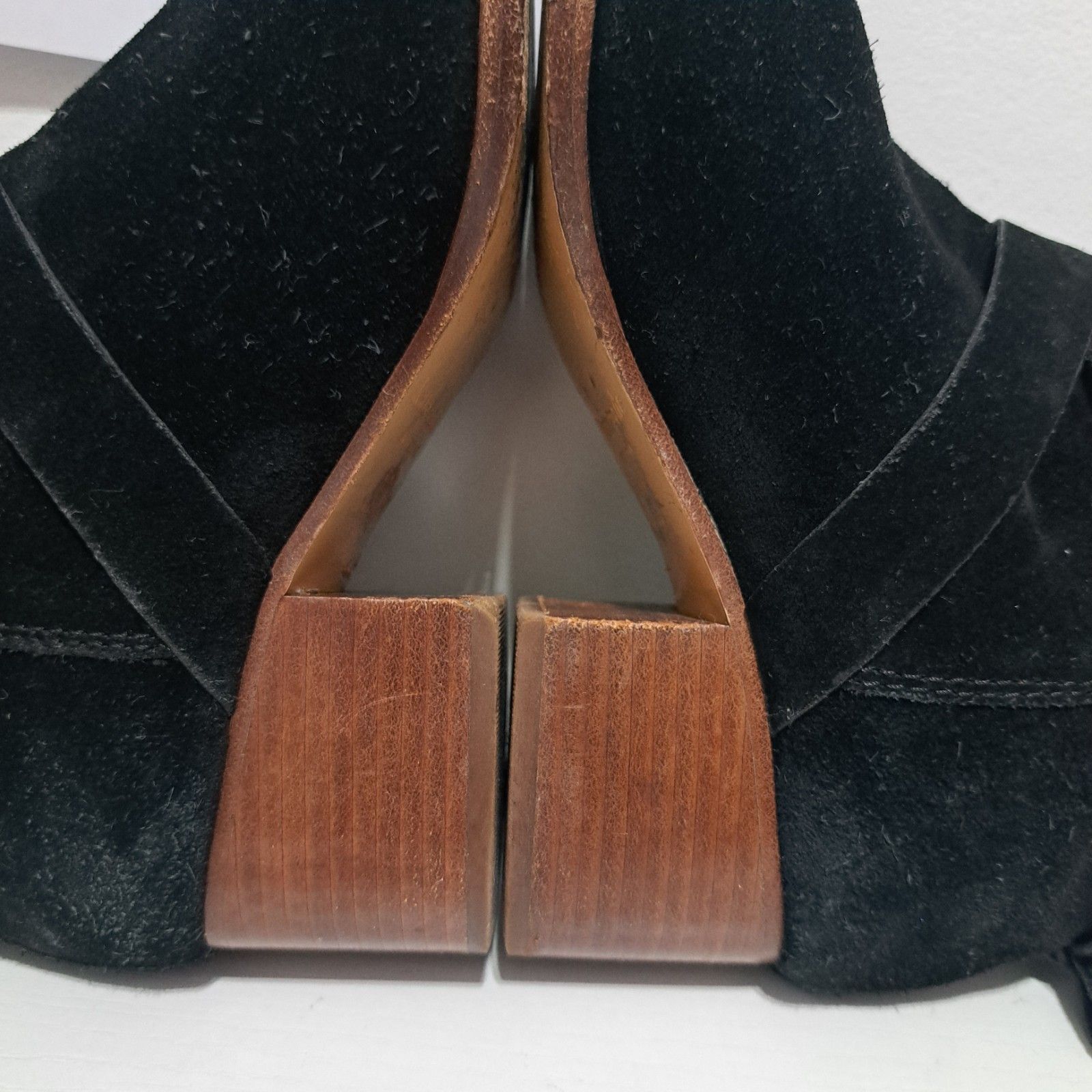 Kate Spade Kate Spade Taley Logo Bow Gothic Western Pull On Leather Sue Size US 8.5 / IT 38.5 - 11 Thumbnail