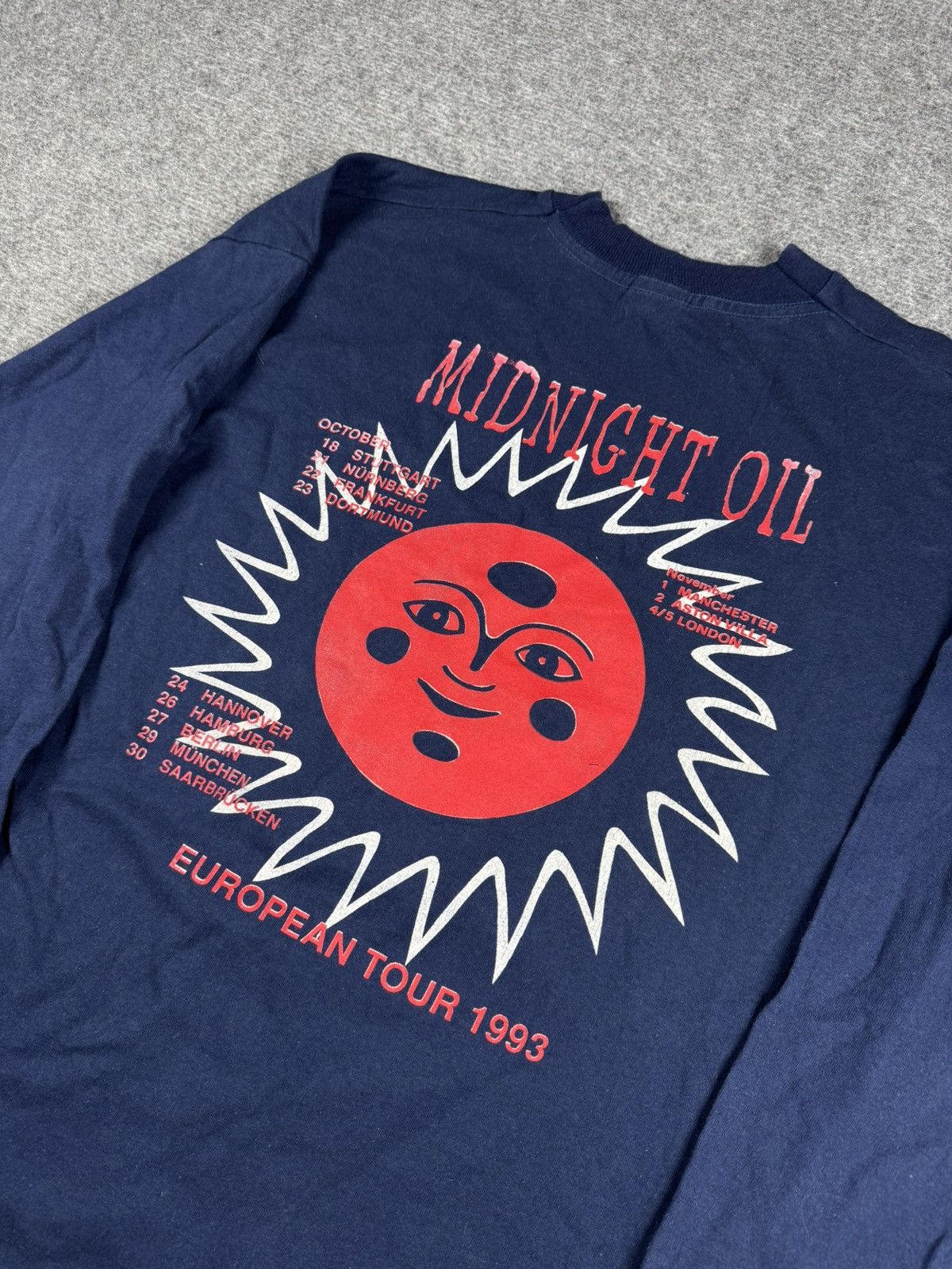 Band Tees Vintage 1993 Midnight Oil European Tour Earth & Sun & Moon Size US XL / EU 56 / 4 - 6 Thumbnail