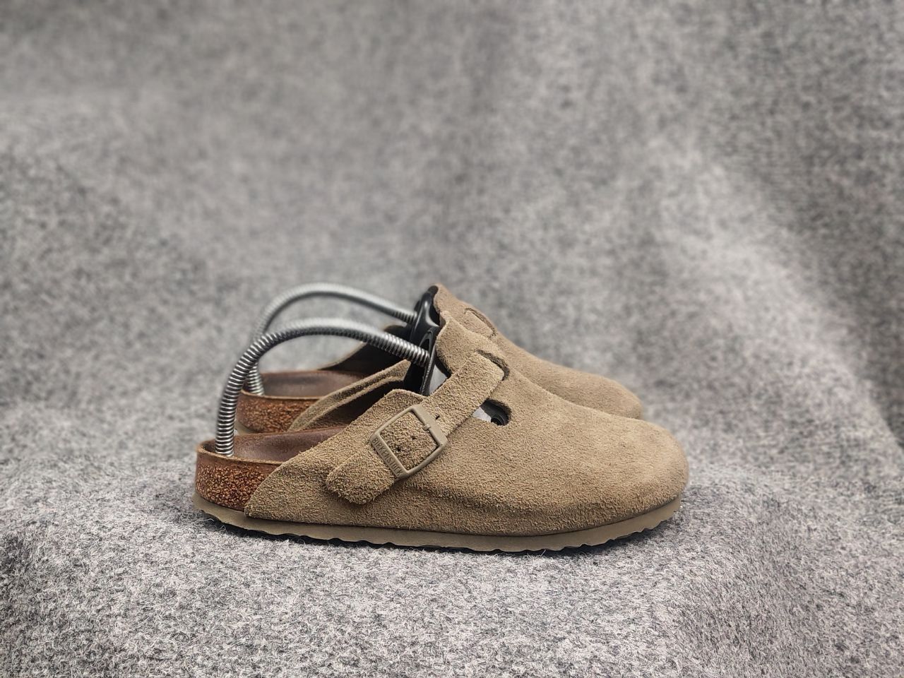 Birkenstock Vintage Birkenstock boston soft leather taupe sandal Shoes Size US 8 / IT 38 - 1 Thumbnail