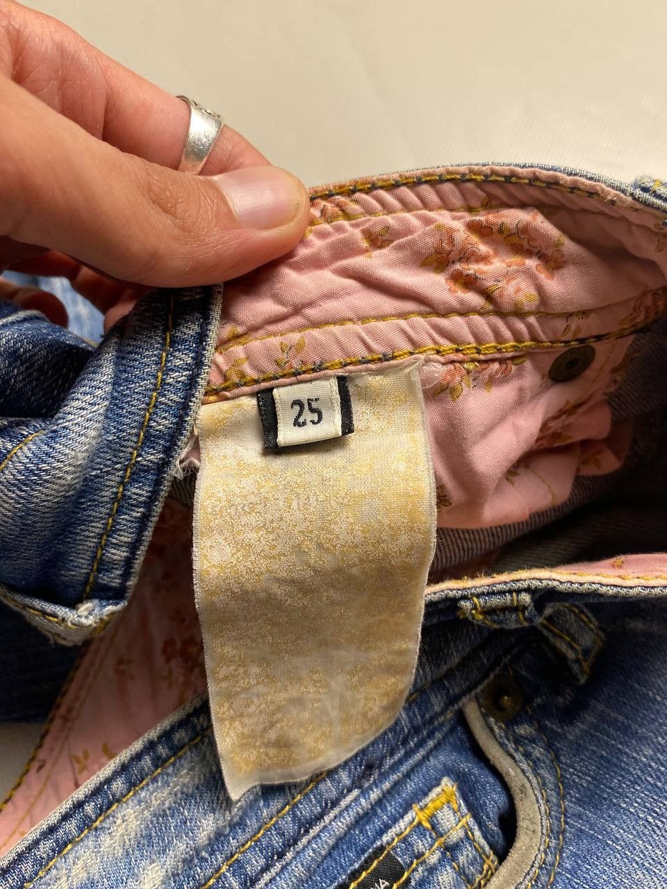 Dolce & Gabbana Vintage Jeans Dolce & Gabbana Size 25" / US 0 / IT 36 - 11 Thumbnail
