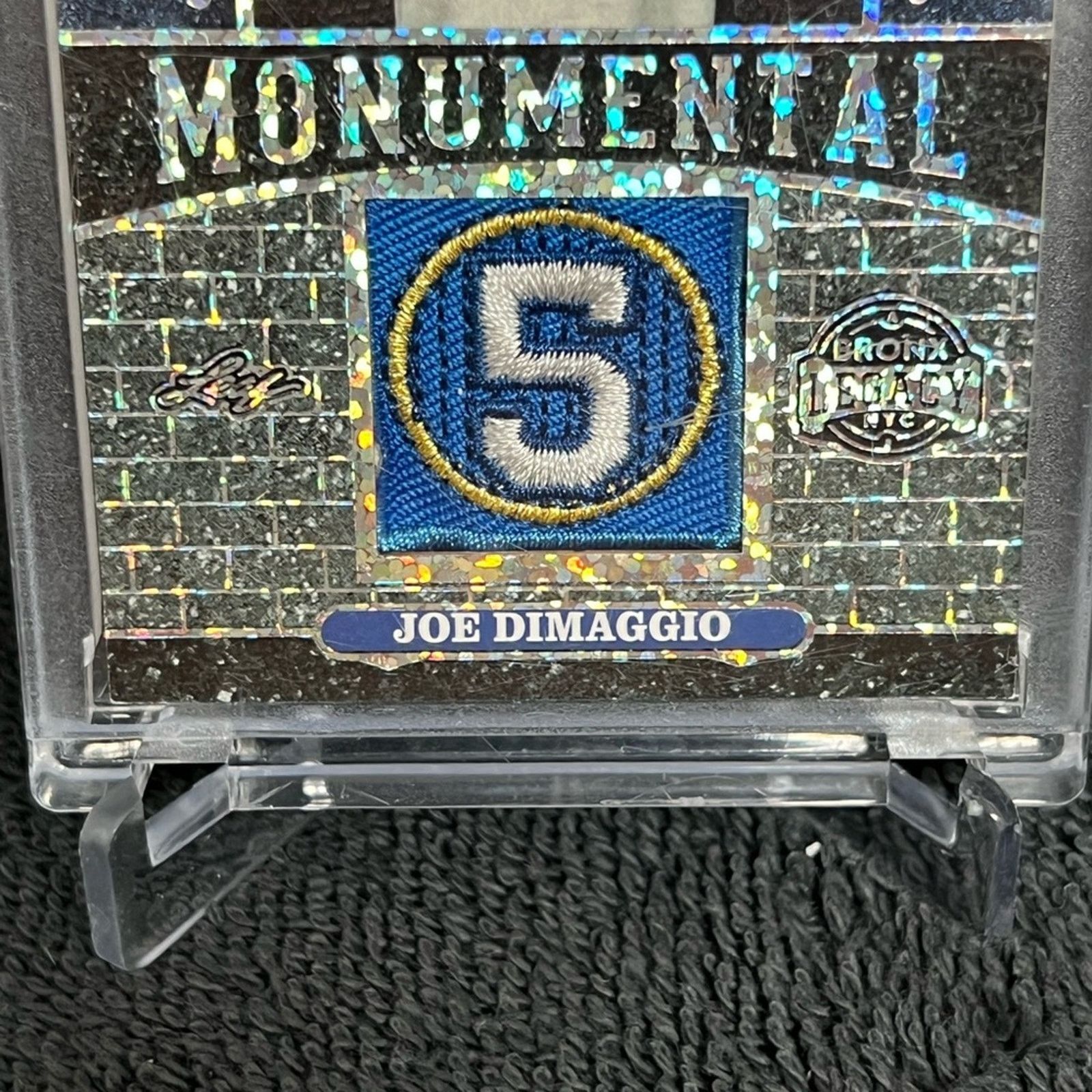 MLB 2024 Leaf A Bronx Legacy JOE DIMAGGIO Patch #D 2/4 RARE Size ONE SIZE - 3 Thumbnail