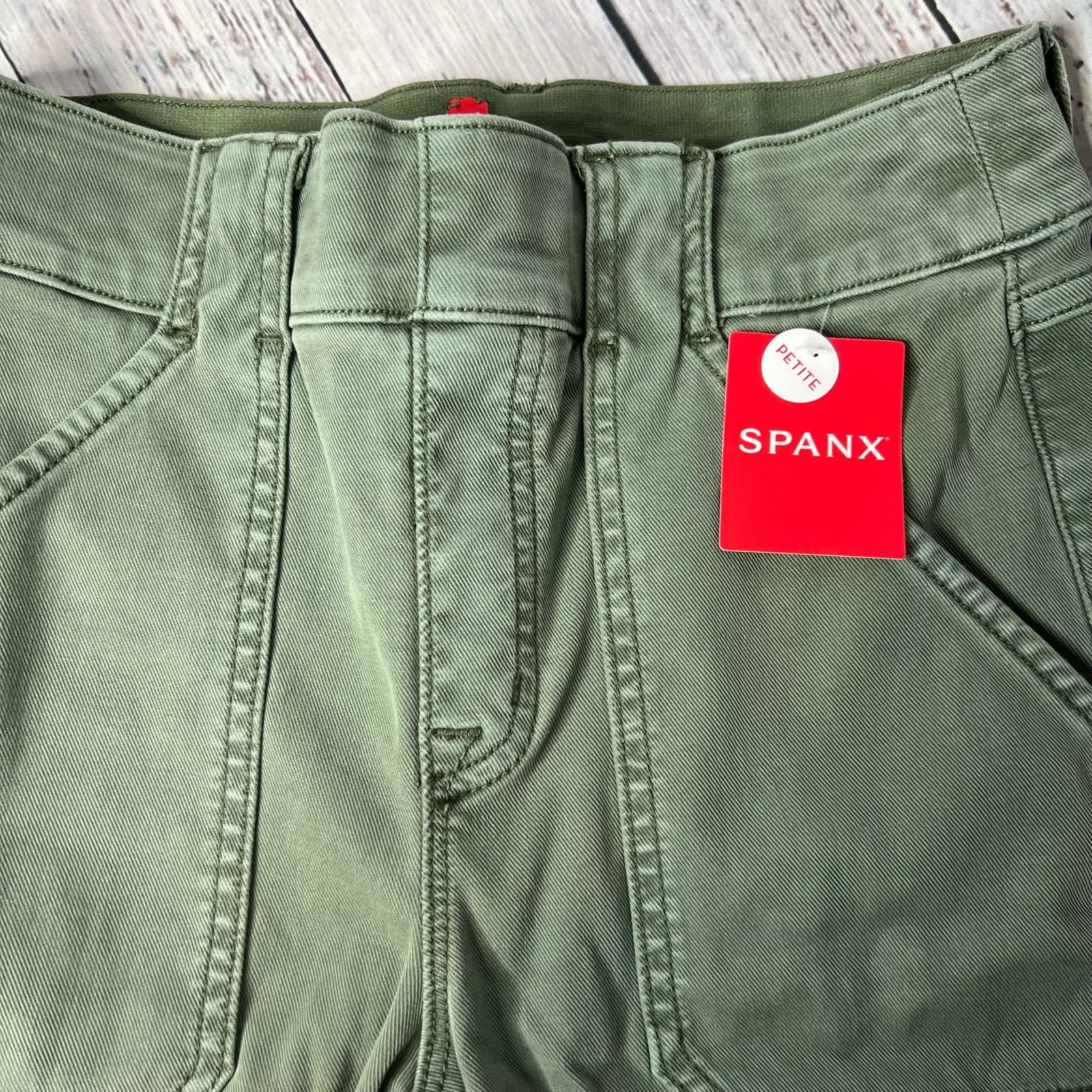 Spanx Spanx Stretch Twill Ankle Cargo Pants Sage Green NWT Sm Size 26" / US 2 / IT 38 - 5 Thumbnail