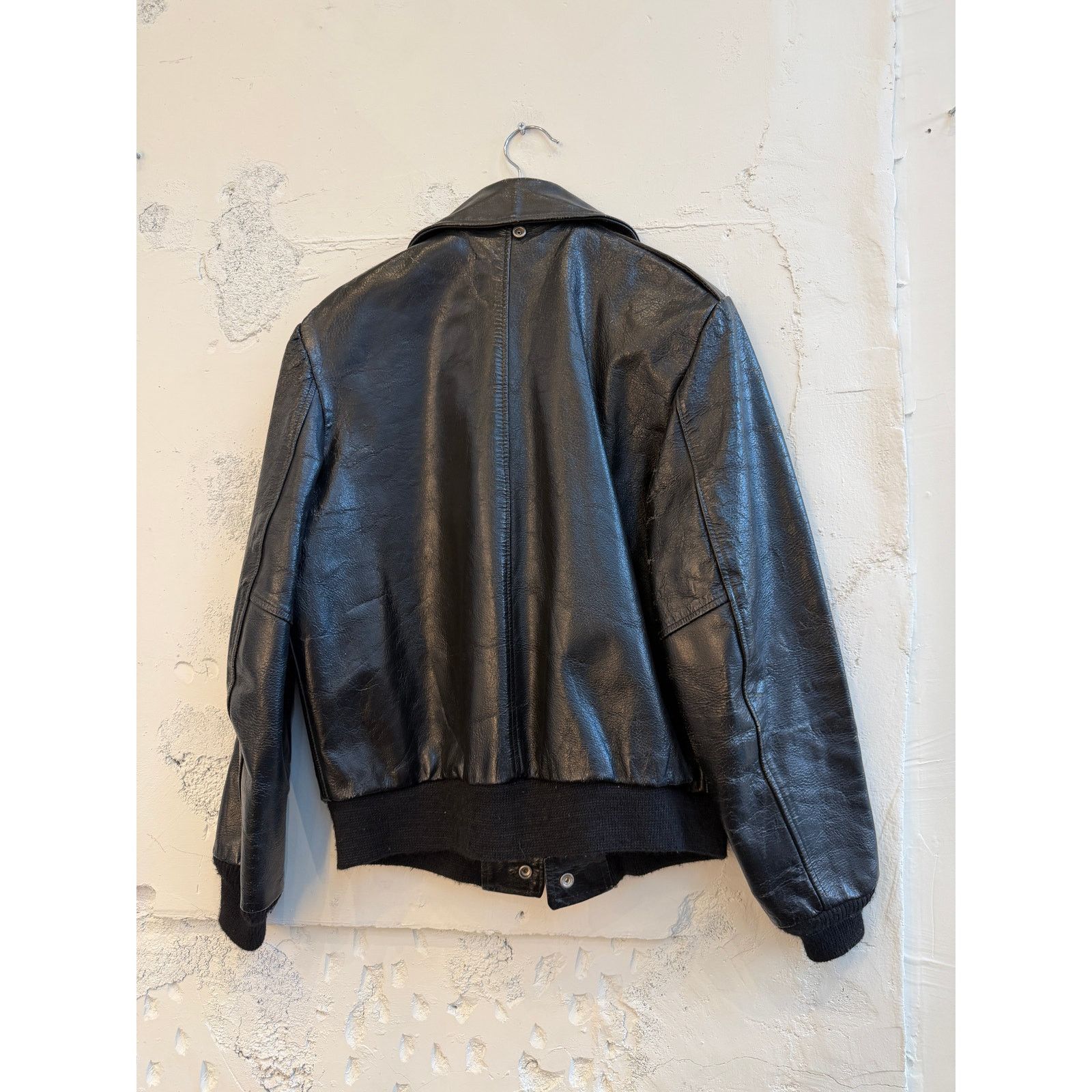 Vintage Vintage Black Leather Flight Jacket Size US M / EU 48-50 / 2 - 2 Thumbnail