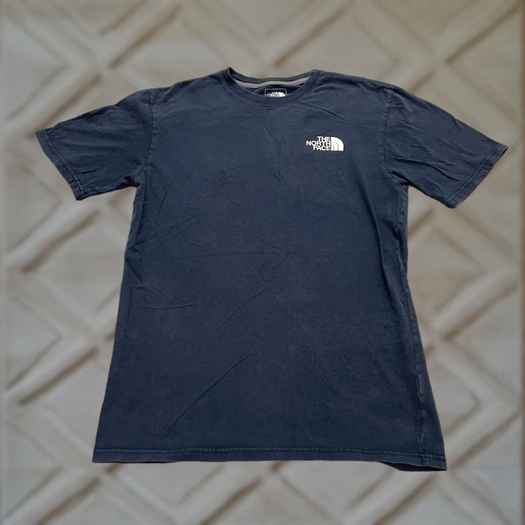 The North Face The North Face T-Shirt Mens S Blue Crew Neck Cotton Graphic Tee Regular Fit Short Sleeve Vintage? No, but keep. Size US S / EU 44-46 / 1 - 1 Thumbnail