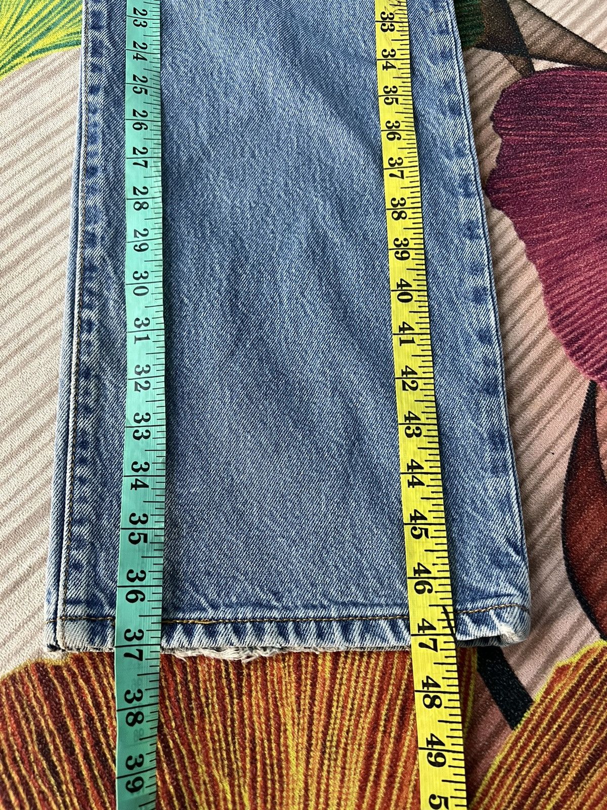 Le Grande Bleu (L.G.B.) × Levi's × Levi's Vintage Clothing VINTAGE LEVIS 501 XX LIGHT WASH JEANS Size US 34 / EU 50 - 13 Thumbnail