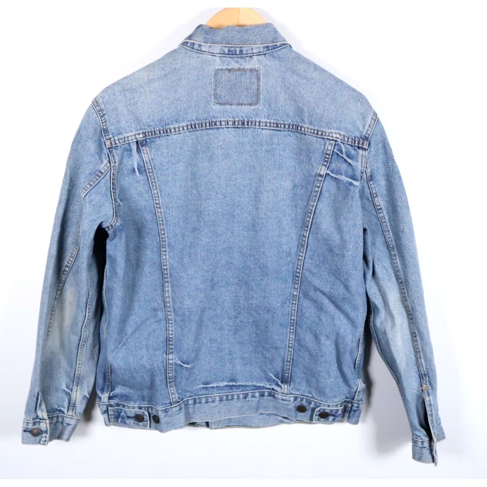 Levi's VINTAGE Levi's Trucker Jacket Denim Classic Retro 72334 XL Men Blue Jeans Jacket Ladies? Mens Size US XL / EU 56 / 4 - 2 Thumbnail