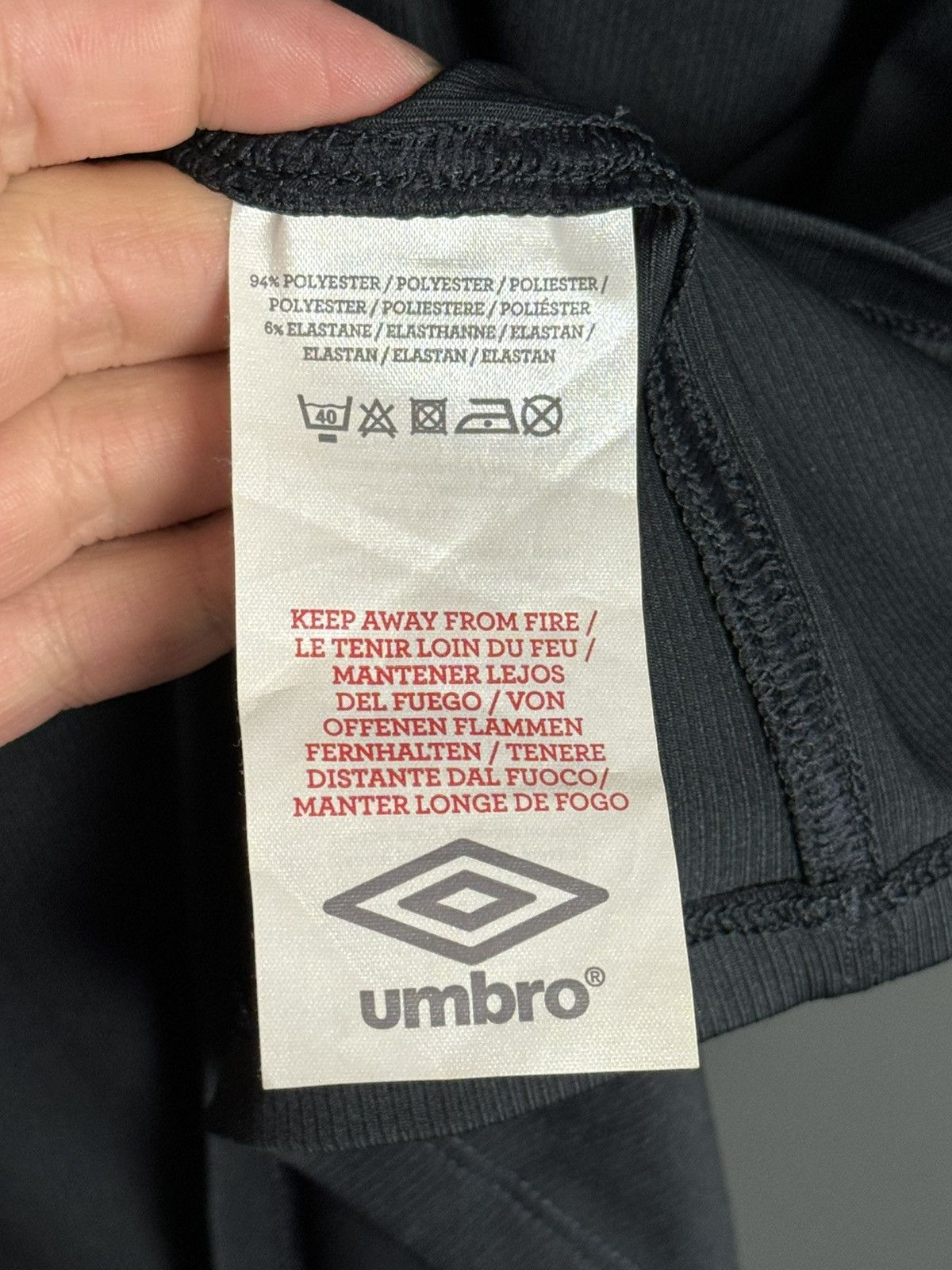 Umbro Manchester City Training Football T-Shirt Size US XL / EU 56 / 4 - 6 Thumbnail