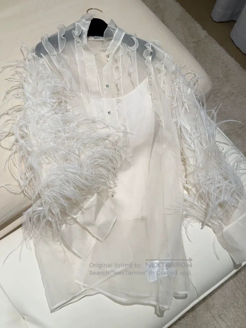 Valentino Valentino Mulberry silk ostrich feather top Size S / US 4 / IT 40 - 1 Thumbnail