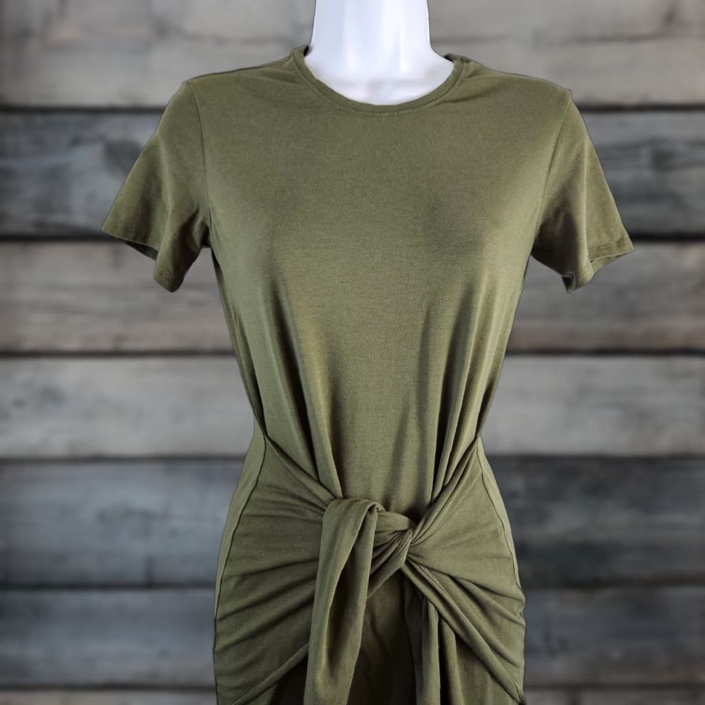 Theory **Theory Women's Green Petites Solid Short Sleeve T-Shirt Dress Sz P** User: Theory Women's Green Solid Short Sleeve T-Shirt Dress Sz P Size 24" / US 00 / IT 34 - 1 Thumbnail