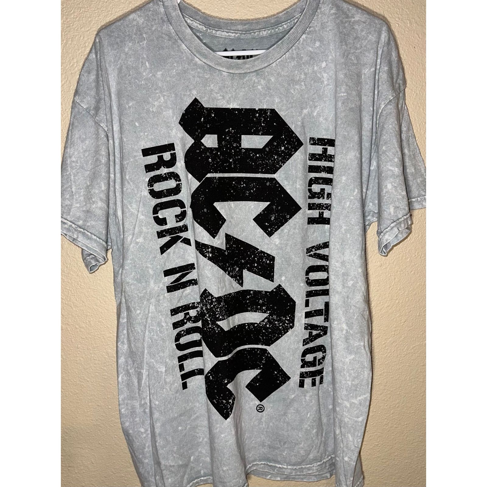 Other ⚡ AC/DC “High Voltage Rock N’ Roll” Tee – Gray Wash Size US L / EU 52-54 / 3 - 1 Thumbnail