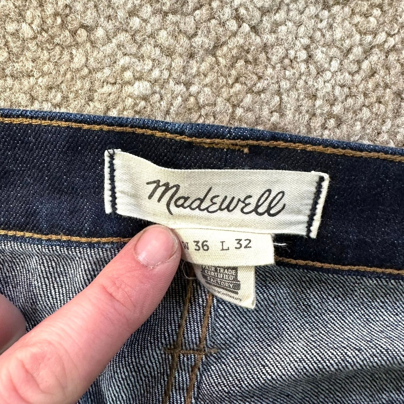 Madewell Madewell Jeans Mens 36x32 Blue Selvedge Skinny Dark Wash Stretch Denim MA260 Jeans Slim 5-Pocket Mens Regular Blue 32in Inseam Skinny MA260 Size US 36 / EU 52 - 4 Thumbnail