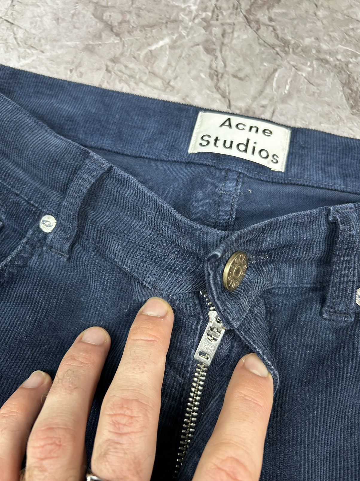Acne Studios Acne Studios Skin 5 Cord Navy Velvet Courduroy Pants Size US 32 / EU 48 - 7 Thumbnail