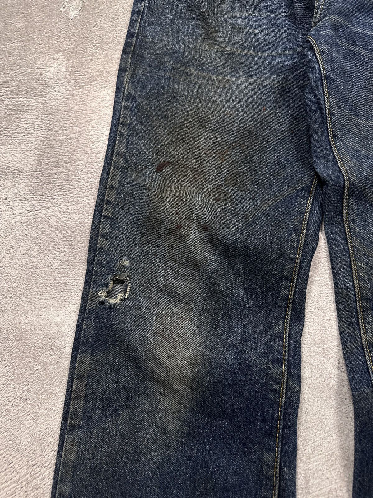 Vintage Vintage Helmut Lang Style Distressed Painted Jeans Denim Size US 34 / EU 50 - 5 Thumbnail