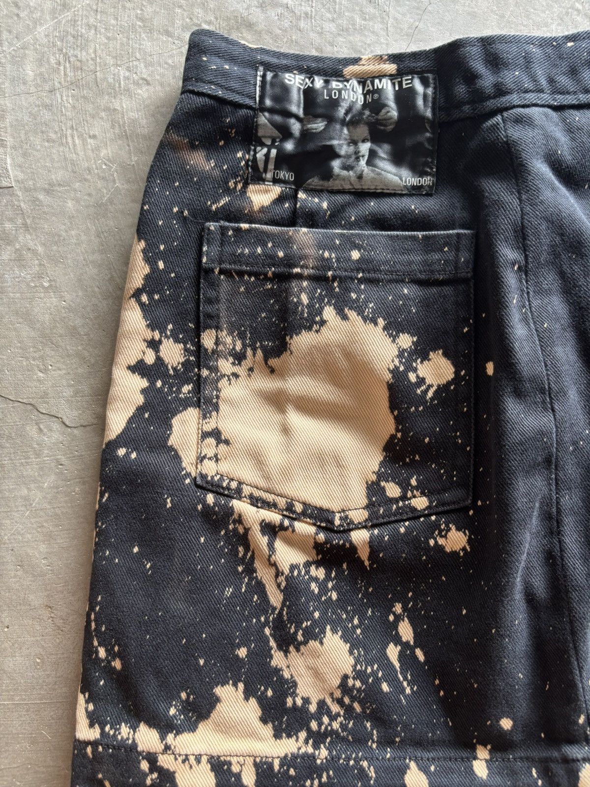 20471120 × Hysteric Glamour × Seditionaries SEXY DYNAMITE MINI SKIRT PUNK BONDAGE SEDITIONARIES Size 25" / US 0 / IT 36 - 10 Thumbnail