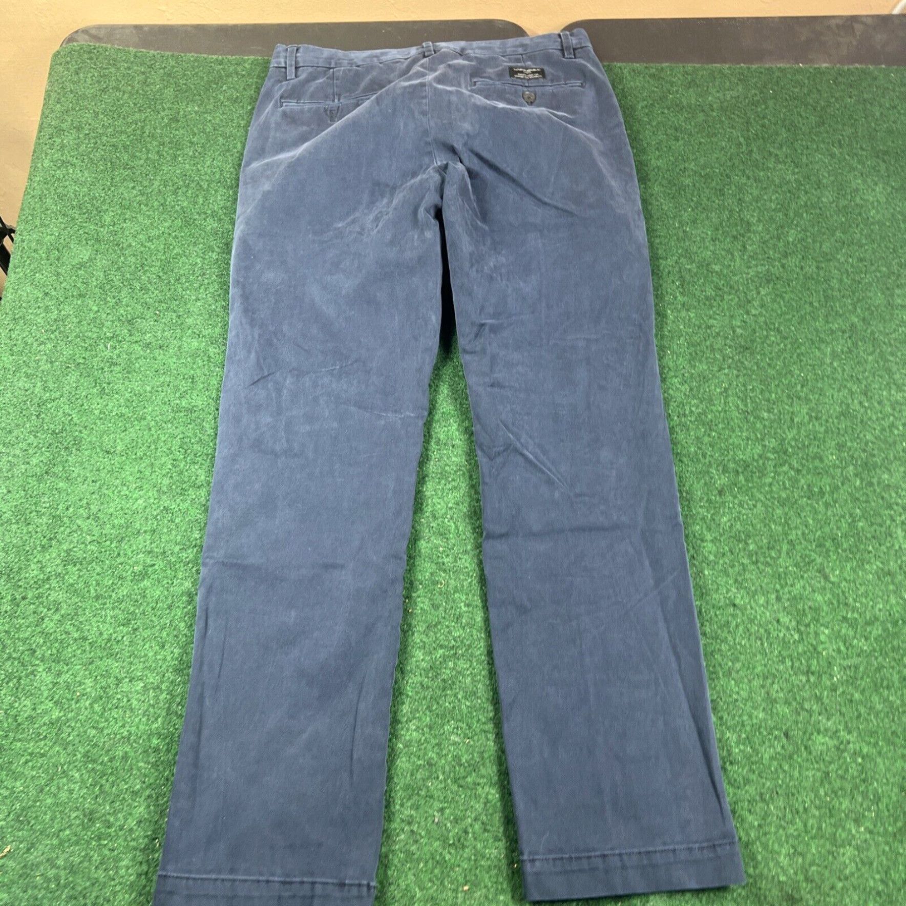 Banana Republic Banana Republic Aiden Men's Slim Fit Navy Blue Twill Chino Size 32x32 Size ONE SIZE - 1 Thumbnail