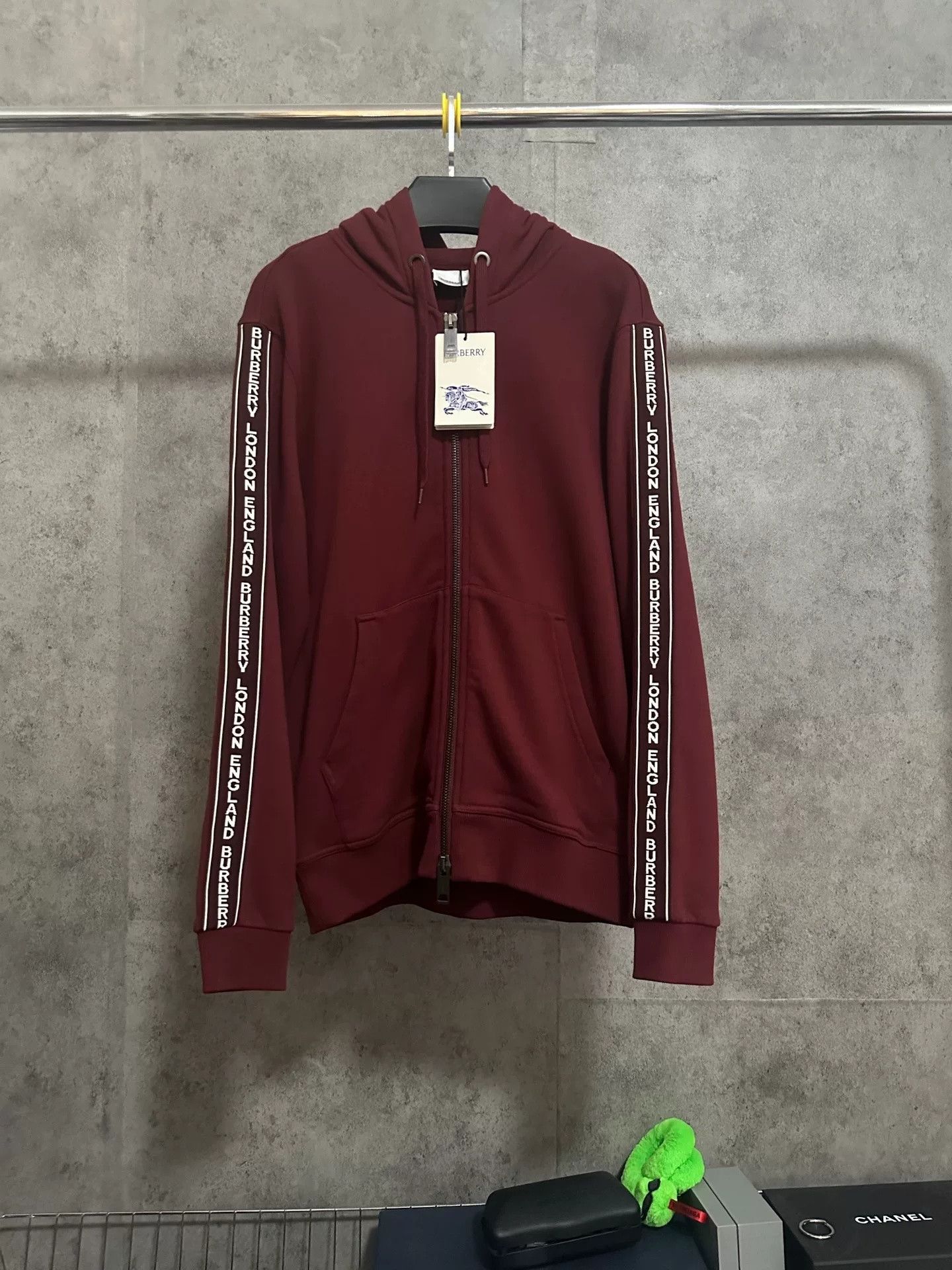 Burberry Burberry Zip Hoodie with Side Stripe Logo Size US XS / EU 42 / 0 - 1 Thumbnail