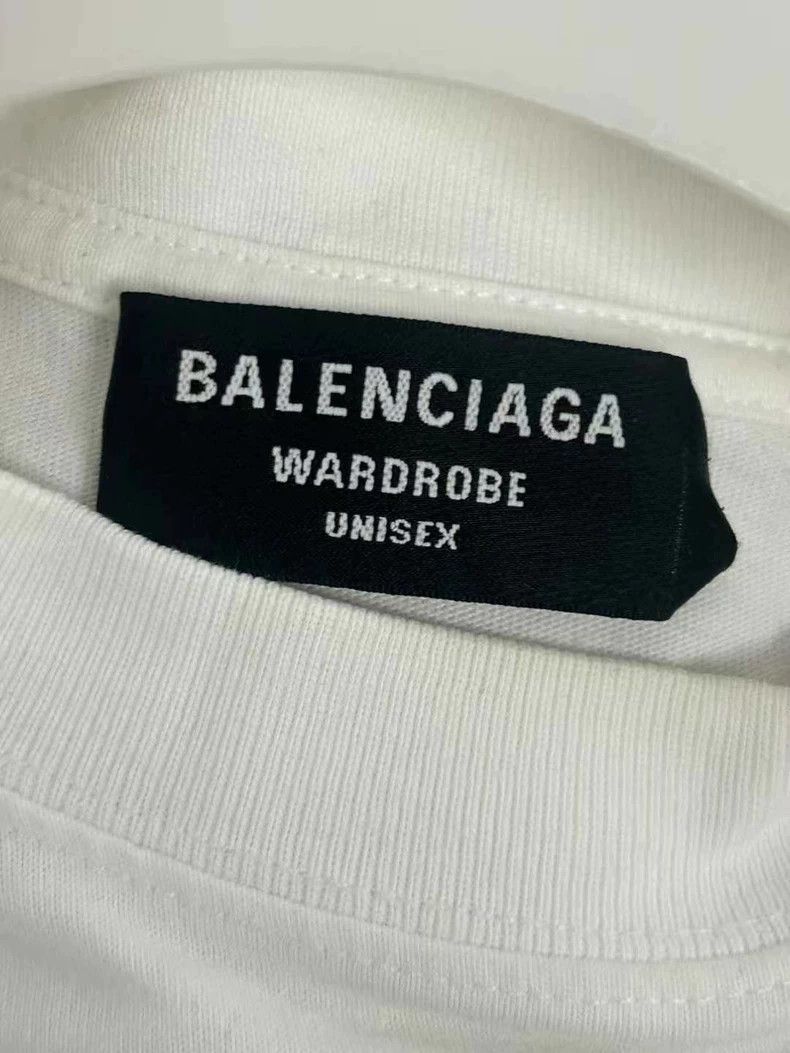 Balenciaga Balenciaga Embroidered logo front and back short sleeve be Size US S / EU 44-46 / 1 - 3 Thumbnail