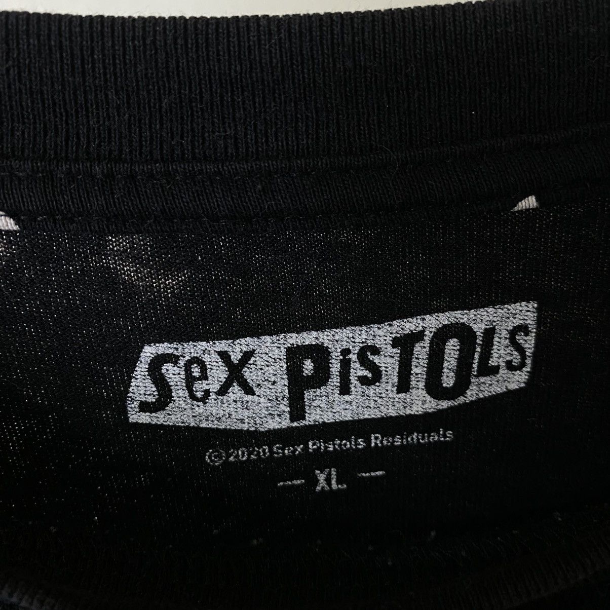 Band Tees GU x Sex Pistols Sid Vicious Anarchy Punk Collaboration Tee Size US XL / EU 56 / 4 - 3 Thumbnail