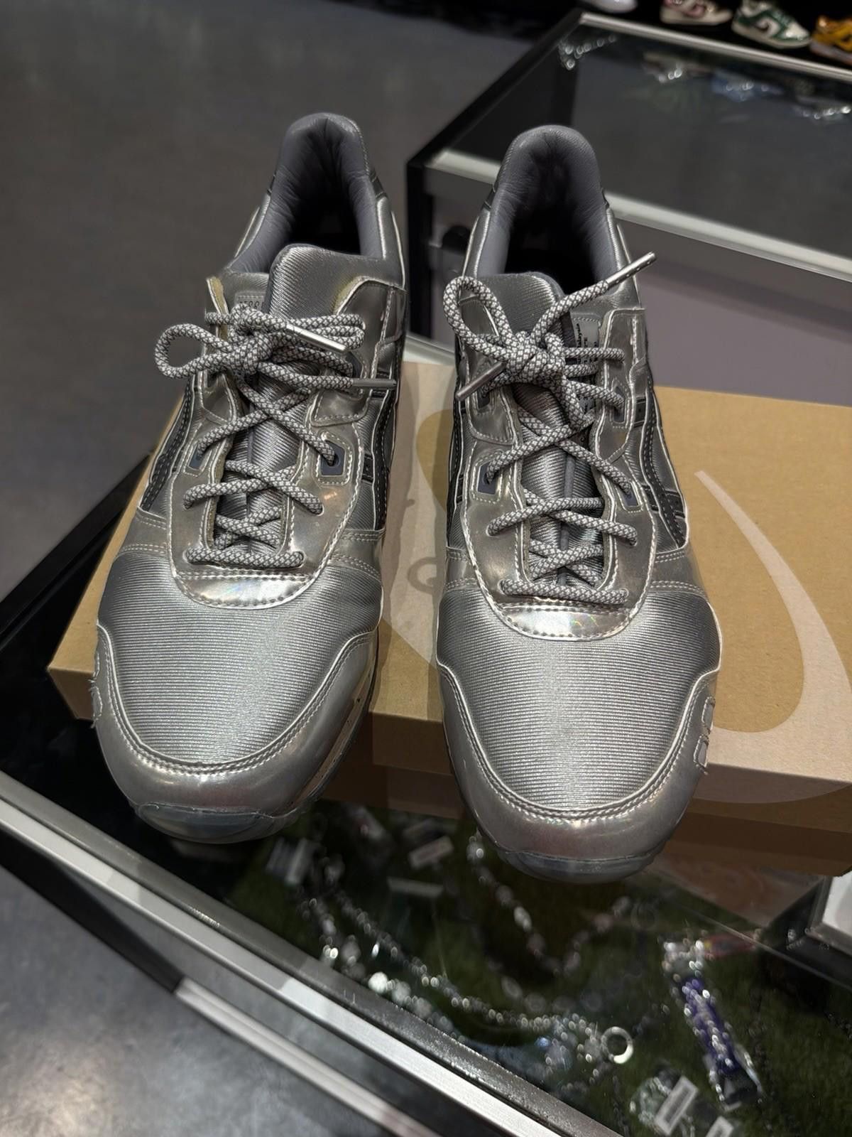 Asics ASICS Gel-Lyte III Sneaker Lah x Hundred Kuala Lumpur Men 12 Size US 12 / EU 45 - 10 Thumbnail