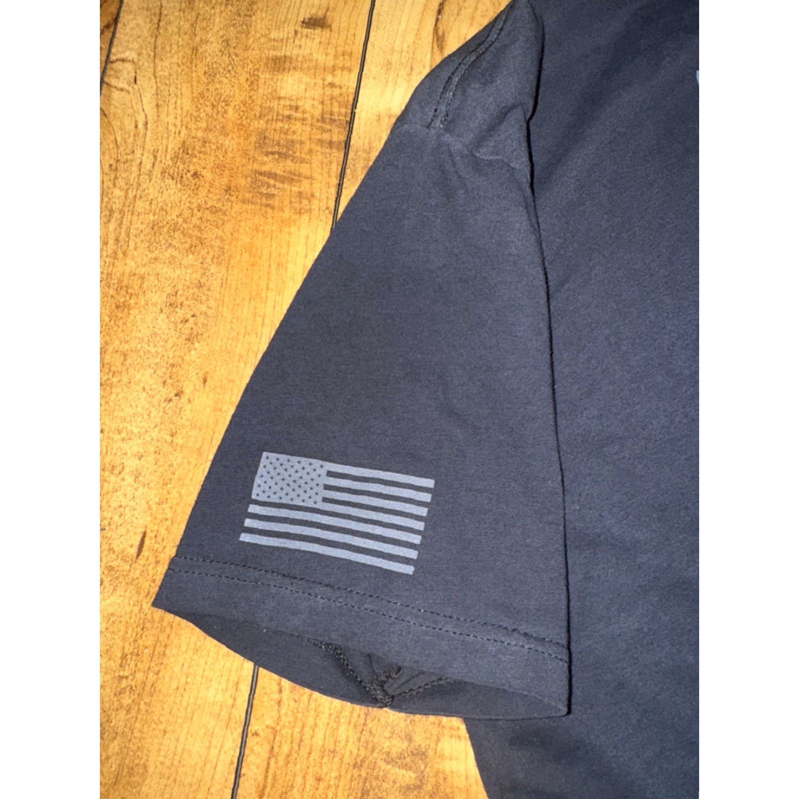 Vintage LA Police Gear Tactical T-Shirt Black XL American Flag Graphic 22x28 Men Shirt XL Black American Flag Graphic 22x28 Mens Size US XL / EU 56 / 4 - 4 Thumbnail